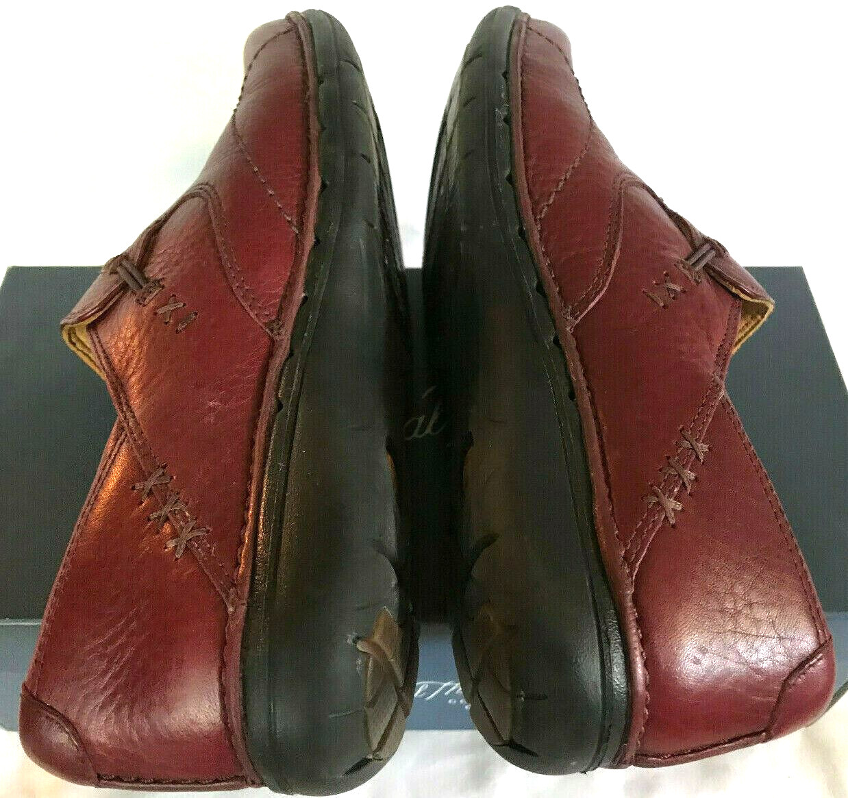 Clarks Un.Loop 86482 Red Leather Button Split Loafers Shoes Women’s US 6M