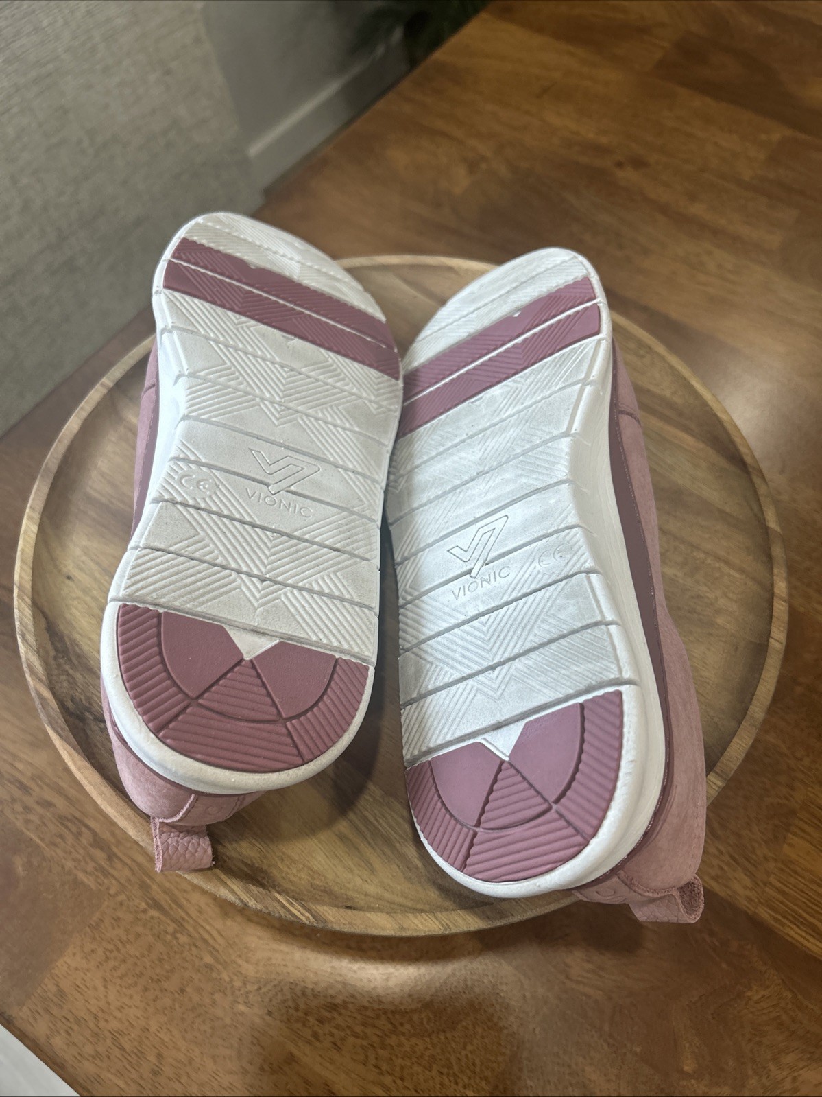 Vionic Roxana Pink Nubuck Slip On Size 8