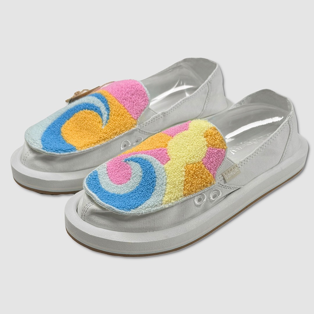 Sanuk Donna ST Shoreline Loafers / Shoes NWT Womens 7 White / Multi – #49512-K1