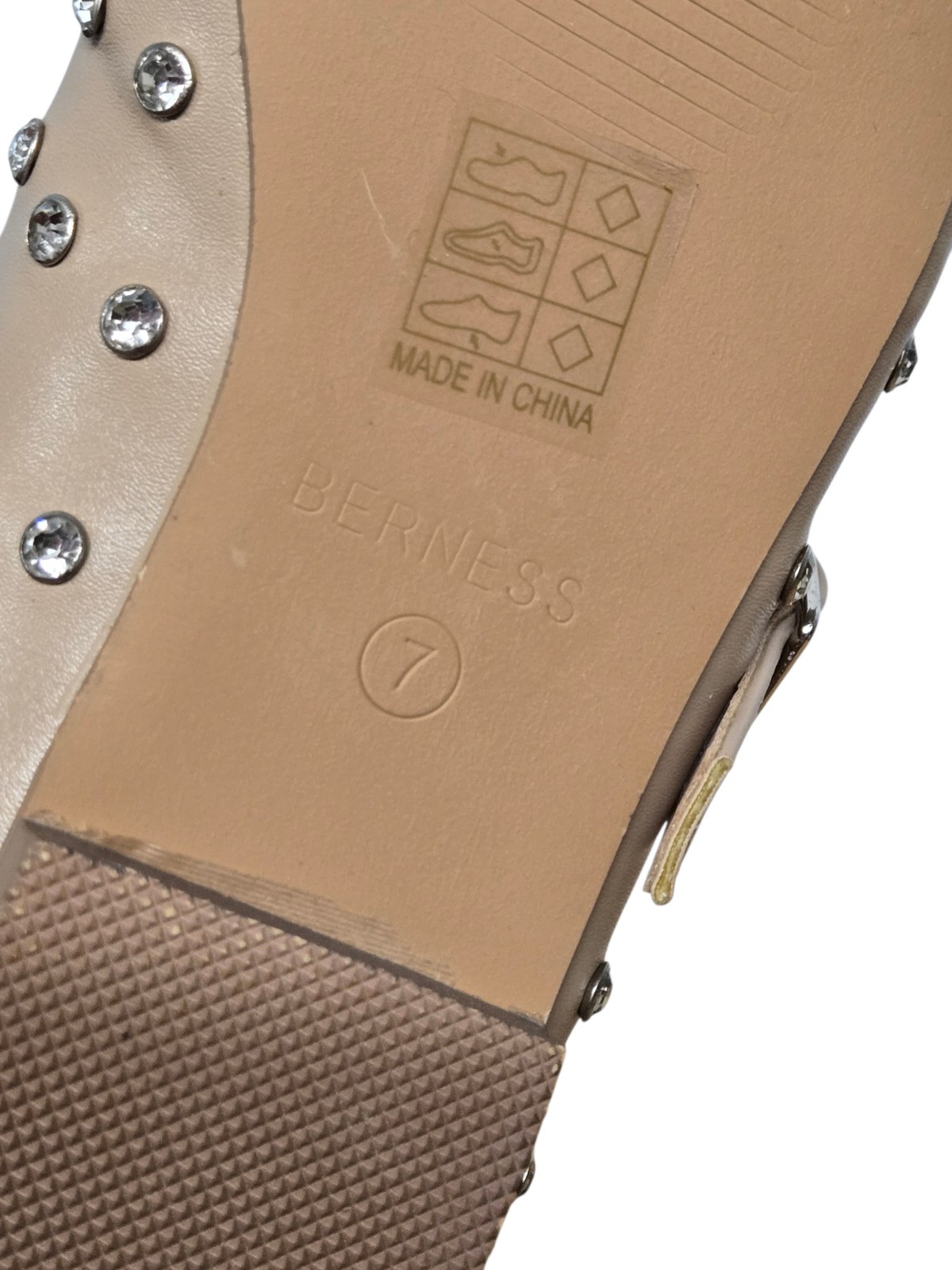 Berness Felicity Studded Mary Jane Ballet Flats Womens 7 Beige Nude Coquette