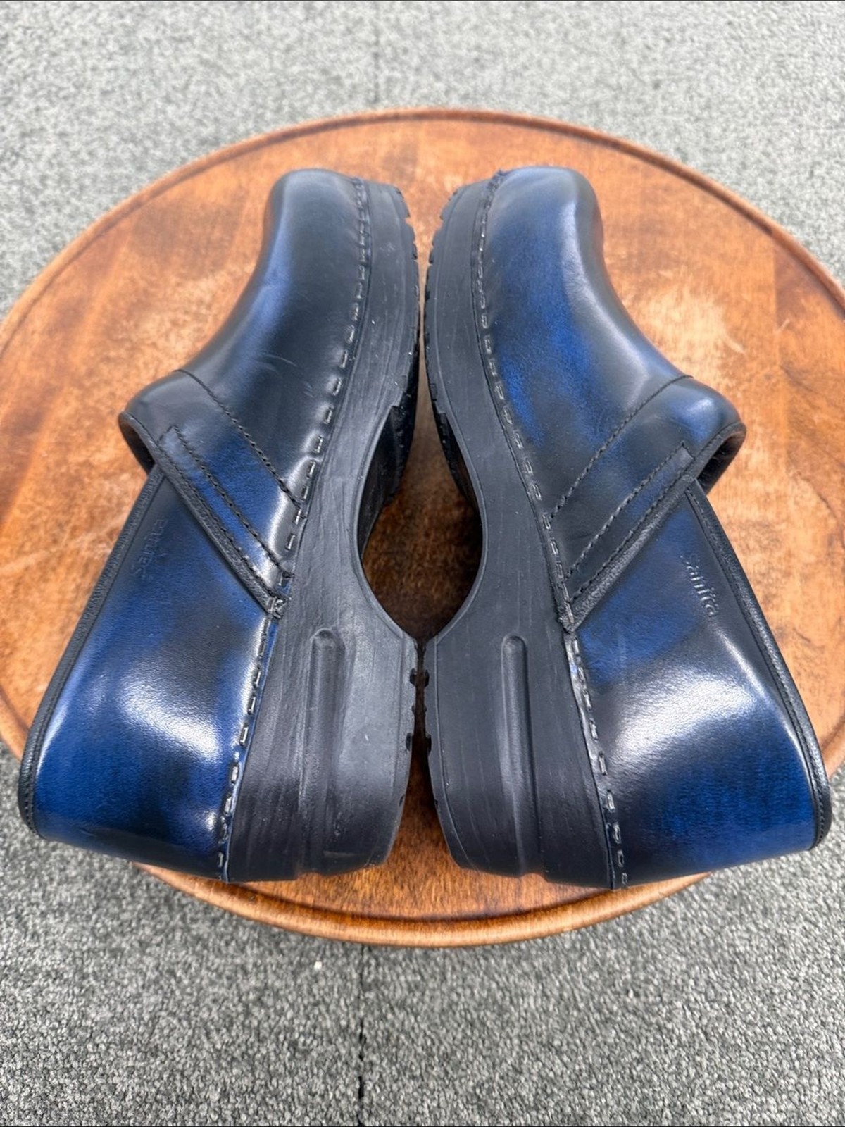 Sanita Shoes Wm 40 US 9 Blue Leather Slip-On Clogs Nursing Professional Slip On