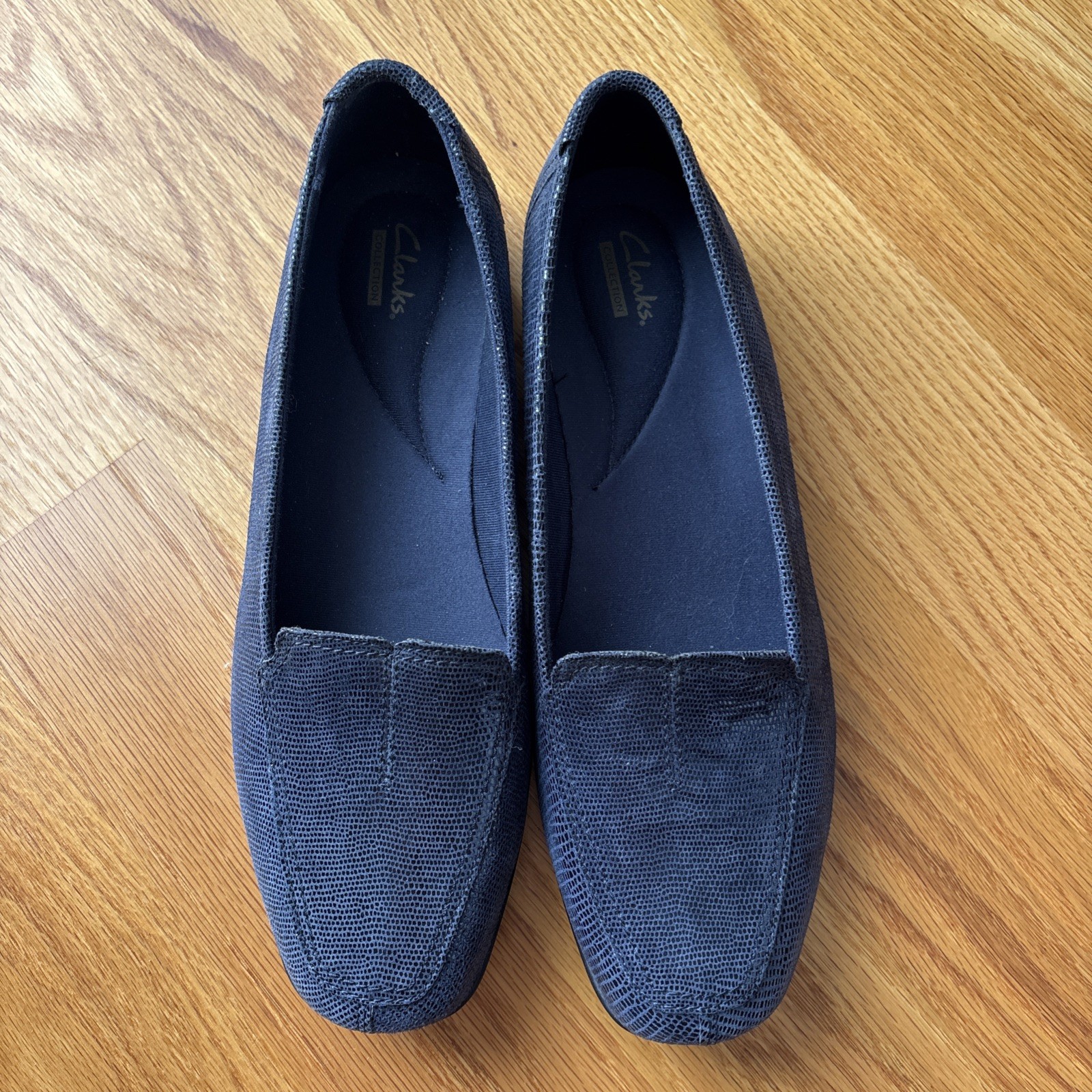 Clark’s Collection Women’s Slip-On Shoes Size 10 Navy Blue