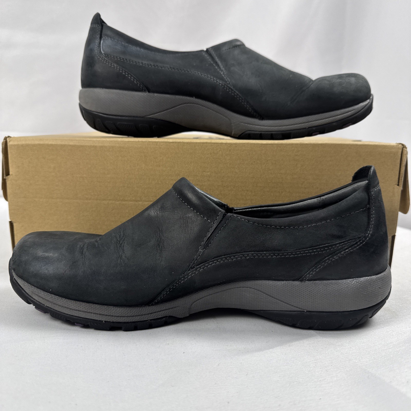 Dansko Patti Women’s EU 41 Nubuck Waterproof Shoes Slip On Black Vibram