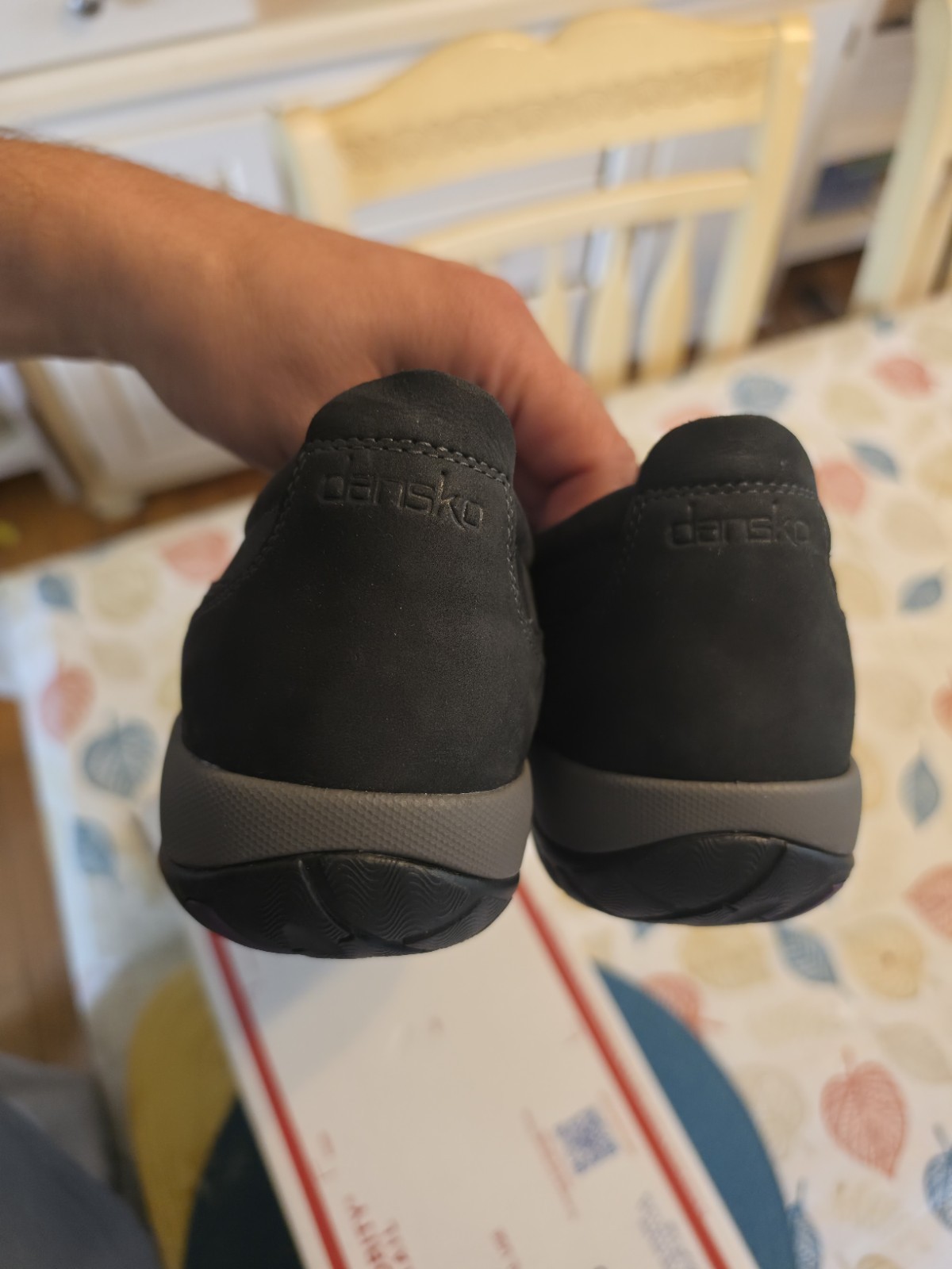 Dansko Patti Women’s Casual Shoes, Black Milled Nubuck, W41 10.5