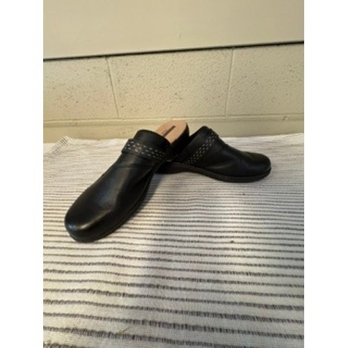 Clarks Collection Womens Black Leather Studded Shoes Mules Clogs Cushion Soft 8