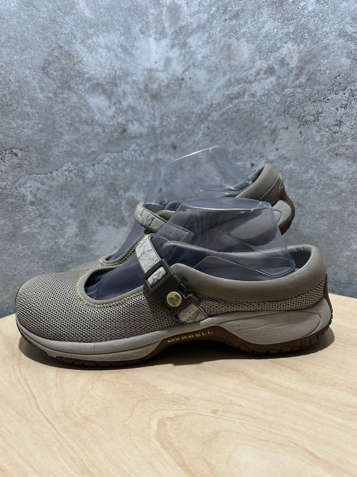 Merrell Encore mesh Mary Jane walking shoes women’s size 9.5