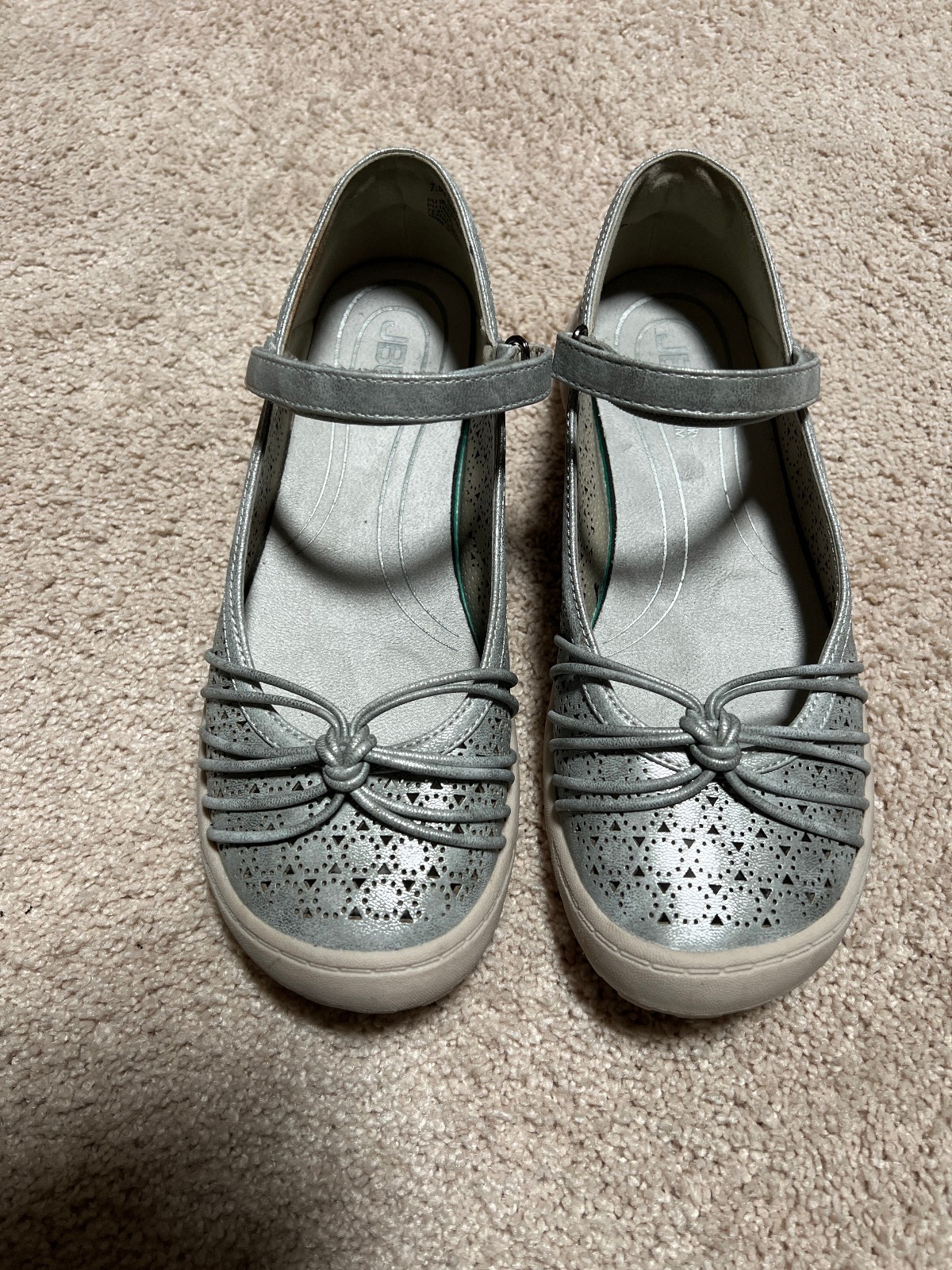 JBU by Jambu Mary Jane Shoes Women’s 7.5 Silver Gray Laser Cut