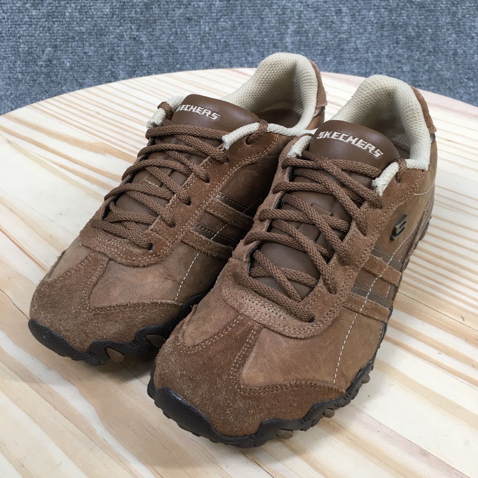 Skechers Shoes Womens 7 Trail Hiking Sneakers Lace Up Low Top Leather Brown