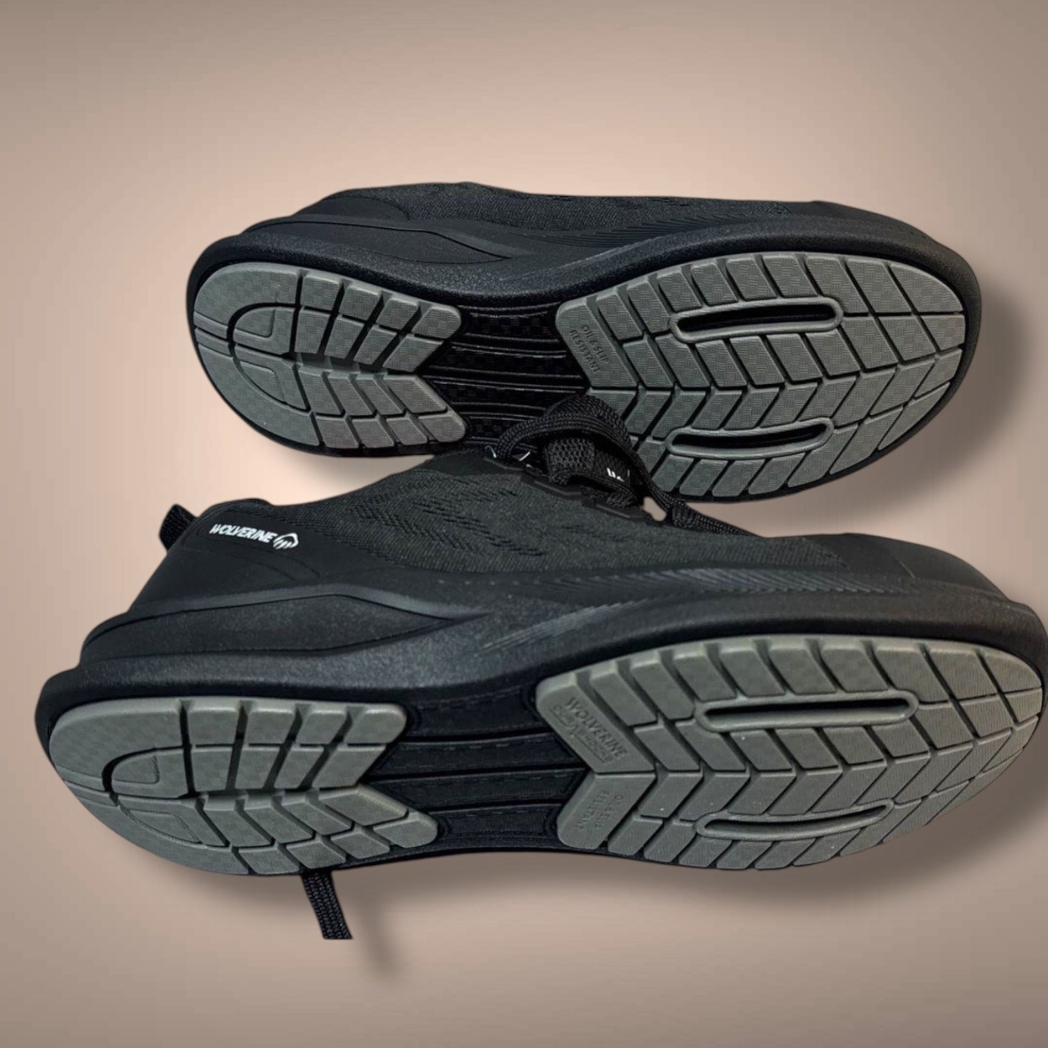 NIB Women’s 9.5 WOLVERINE Bolt DuraShocks Knit CarbonMax Work Shoes