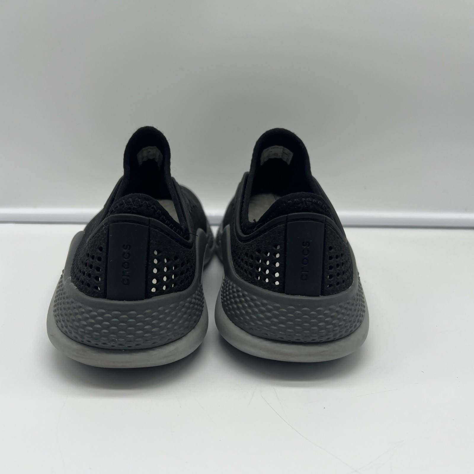 Crocs Literide 360 Pacer Shoes Women’s Size W4 Black Comfort Sneaker