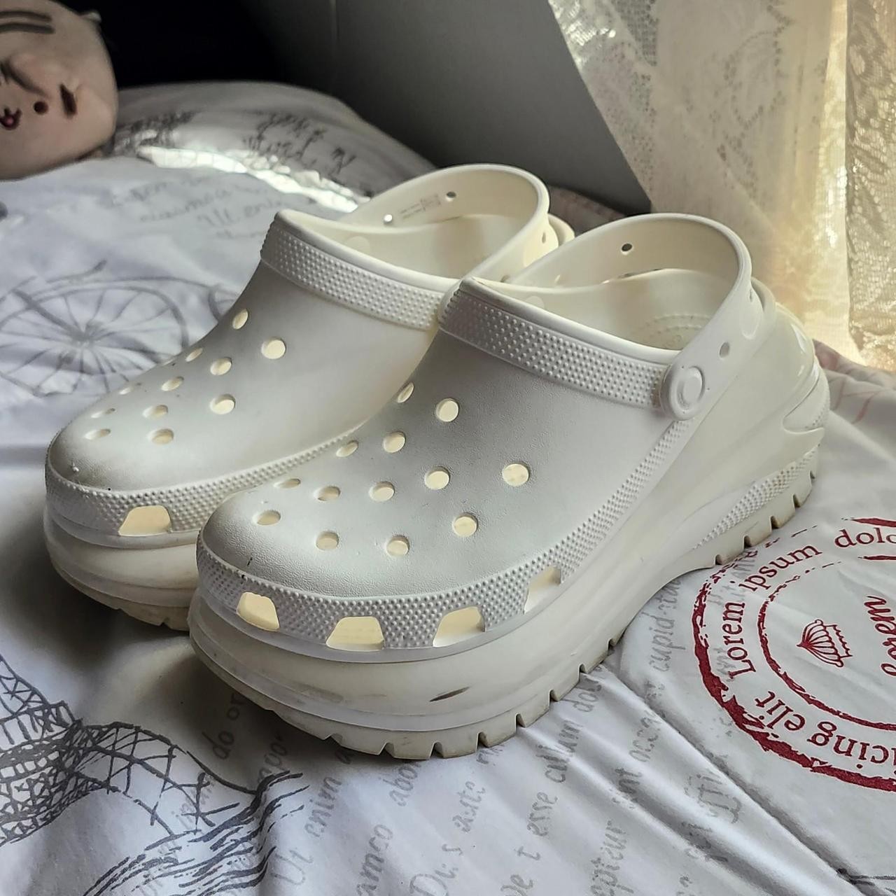 Crocs Women’s White and Cream with Chunky Sole