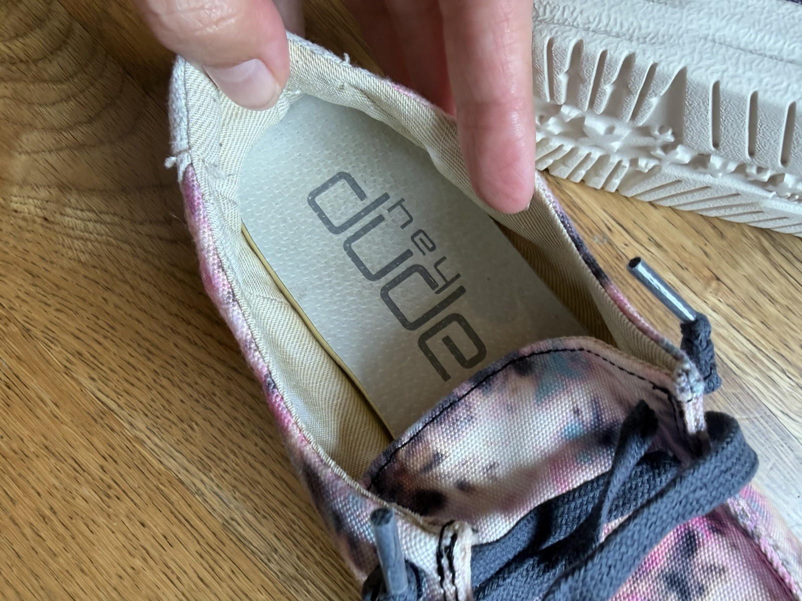 Hey Dude Wendy Tie Dye Navy Pink Women’s Size 9 Slip On Casual Shoes Sneakers