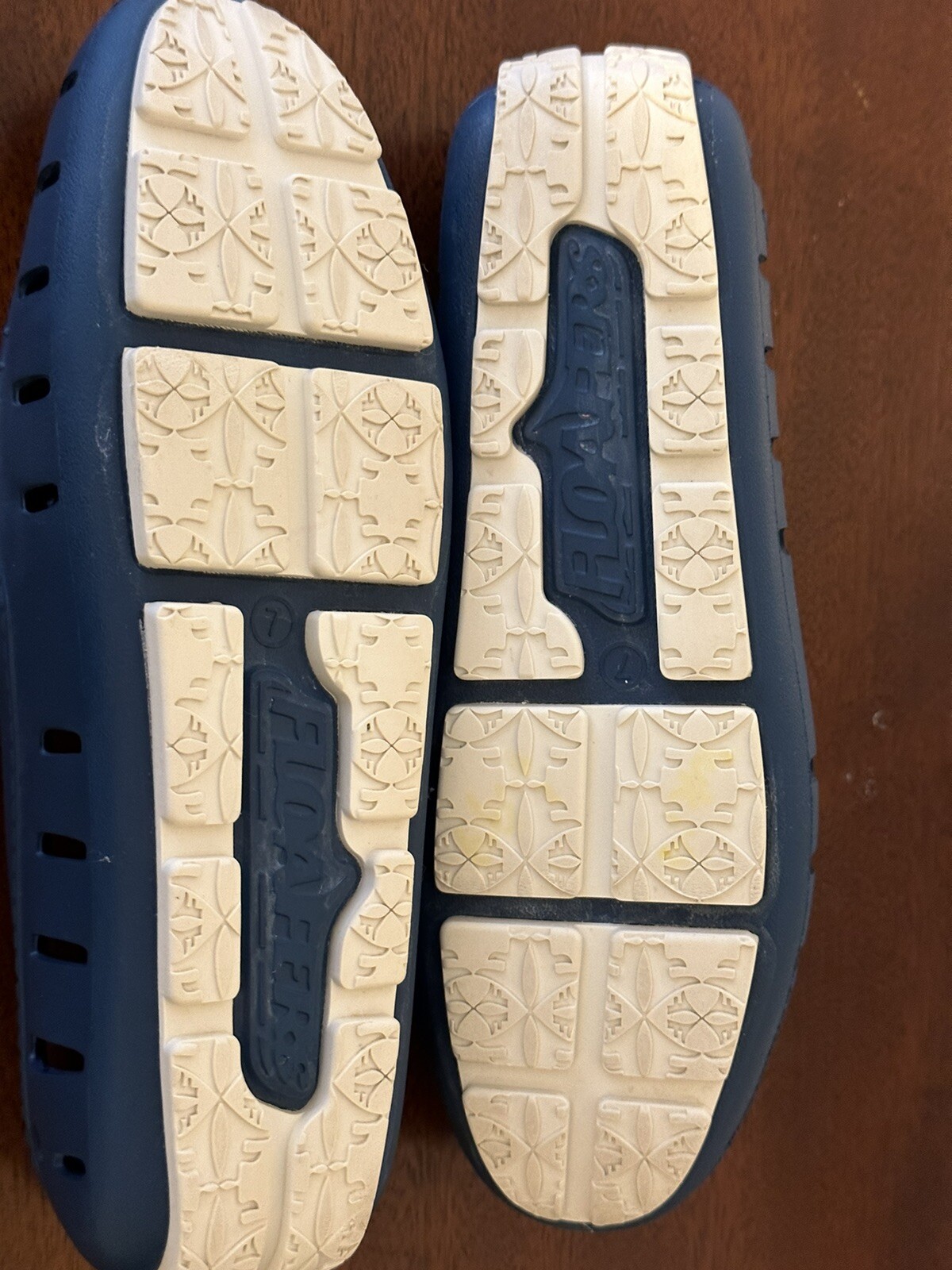 Floafers Women’s Tycoon Bit Driver Water Loafer Shoe Navy Blue White Size 7