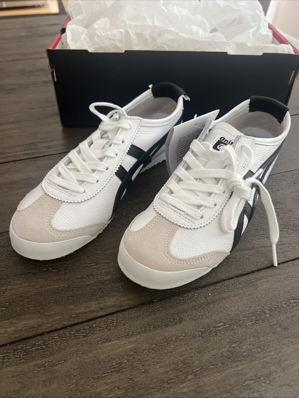 Onitsuka Tiger Mexico 66 White/Black Women’s US 6