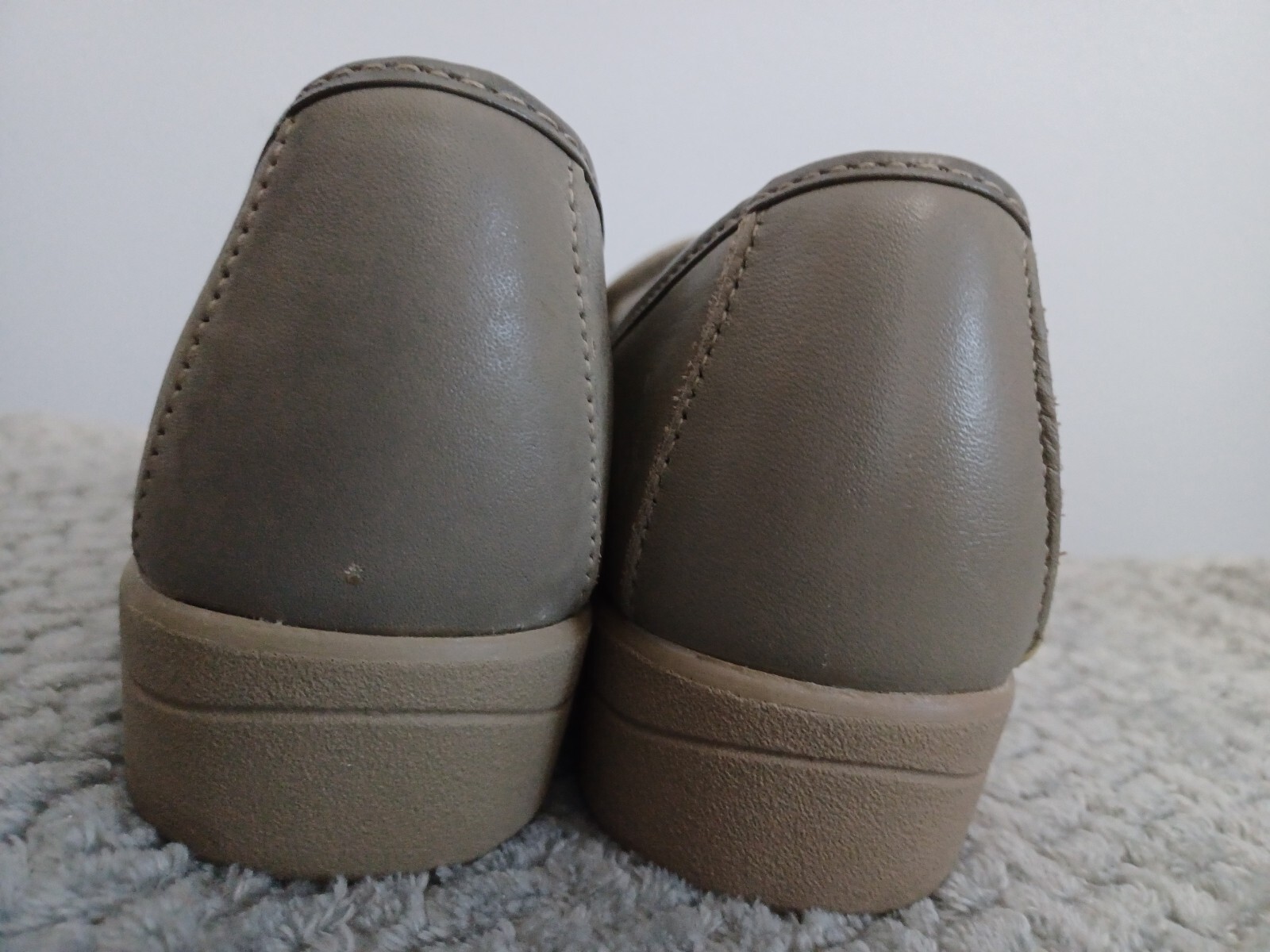 Women’s Softspots VENUS LITE Slip On Leather Comfort Shoes Taupe 10M New