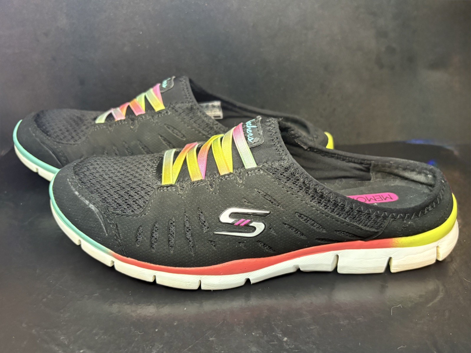 Skechers Wide Fit Air Cooled Black / Multi Mules in Women’s Size 7W ~ Nice!