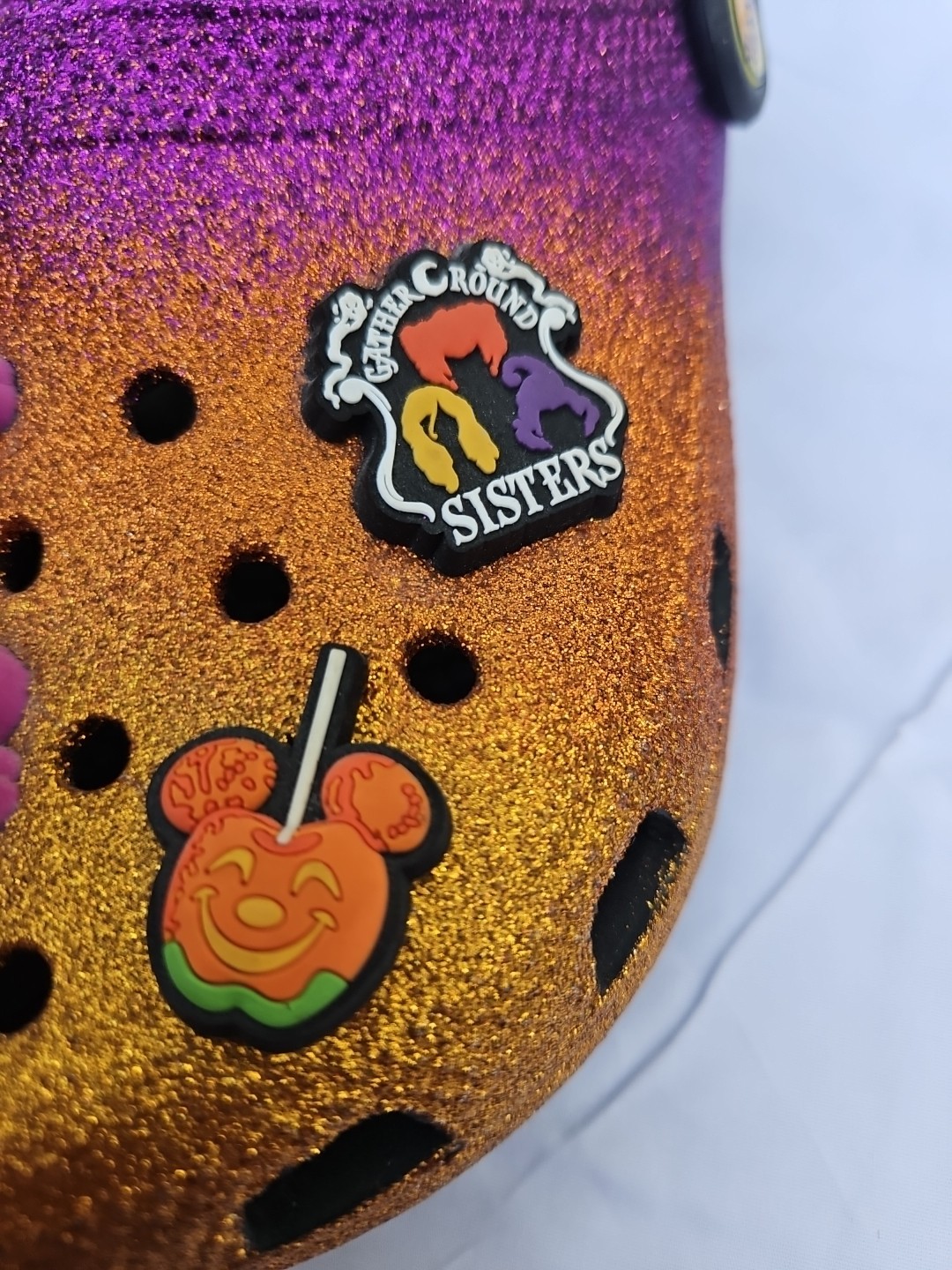 CROCS DISNEY HOCUS POCUS Glitter Classic Halloween Clogs Jibbitz M4 W6