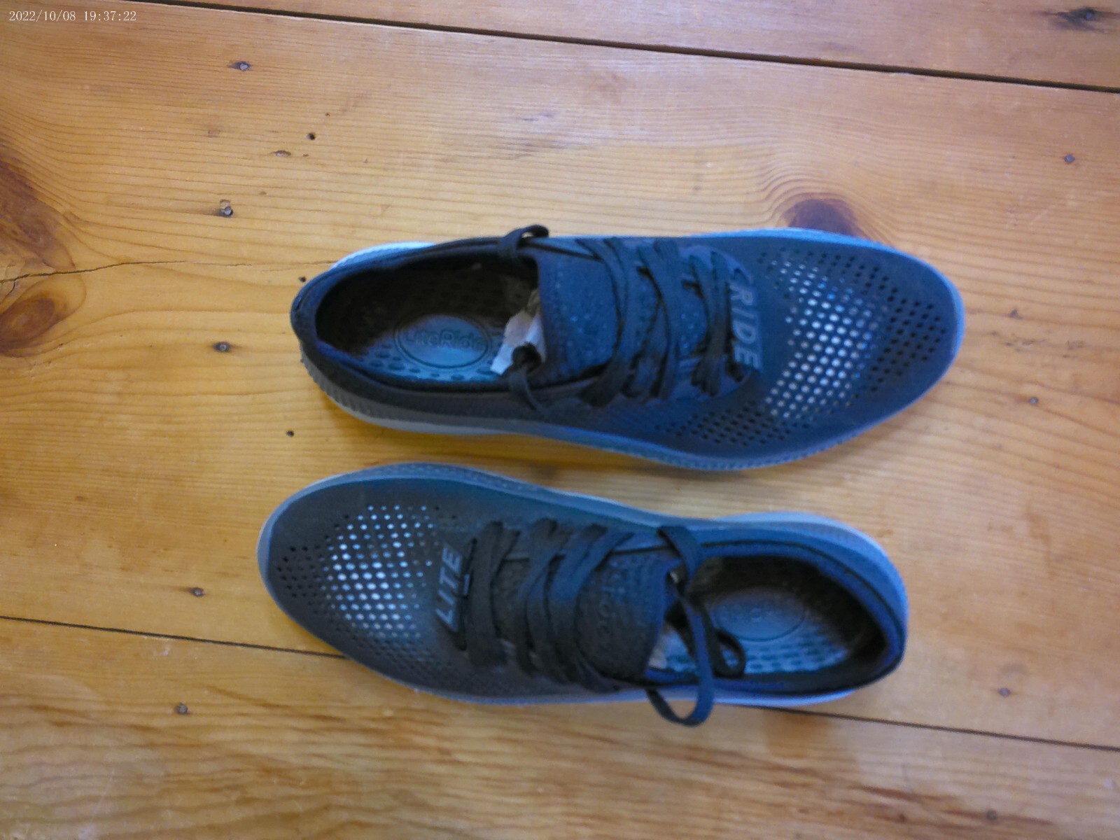 Crocs Literide 360 Pacer Sneakers Womens 10 Black Athletic Flexible Breathable