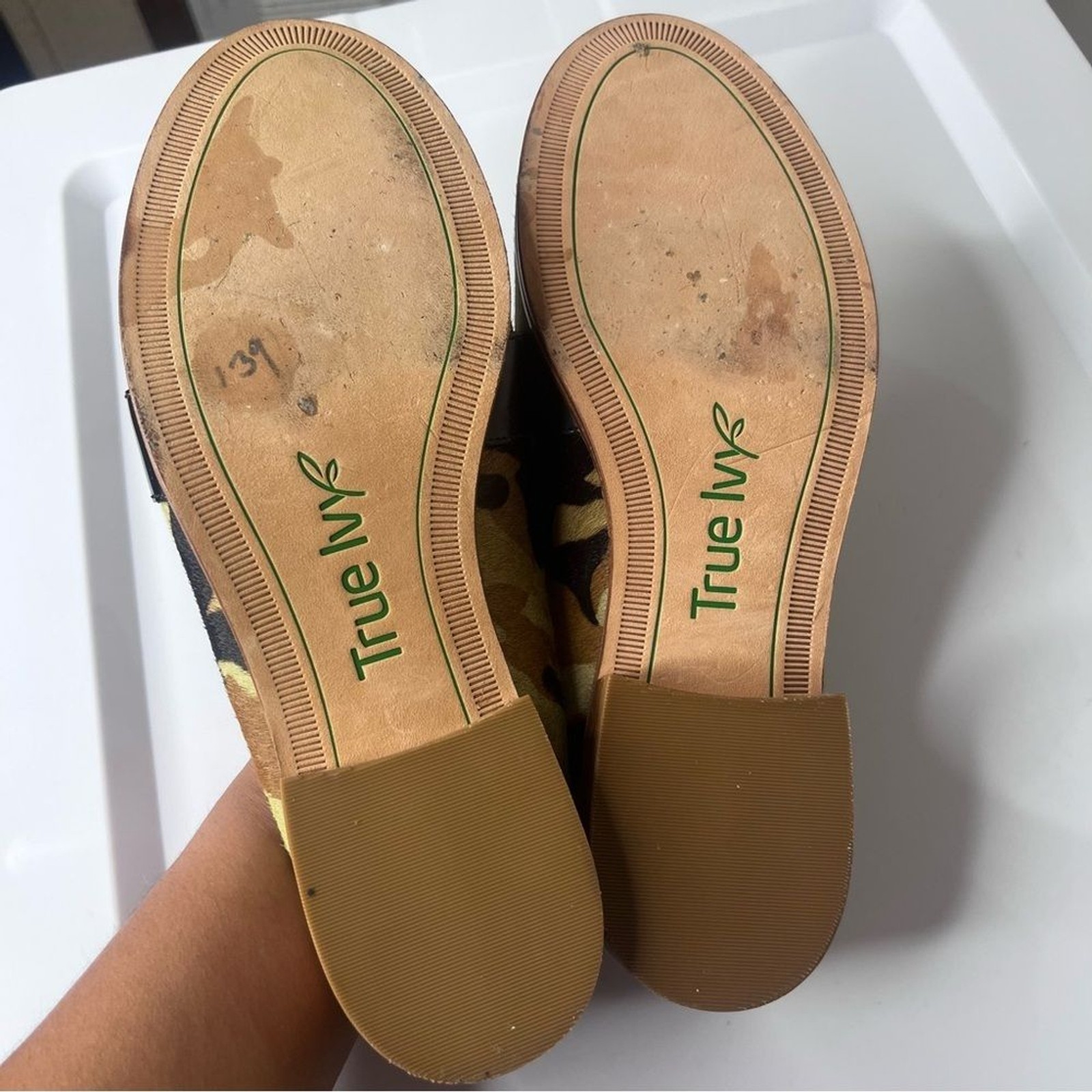 True Ivy camouflage green slip on mules pony hair leather womens shoes size 6M