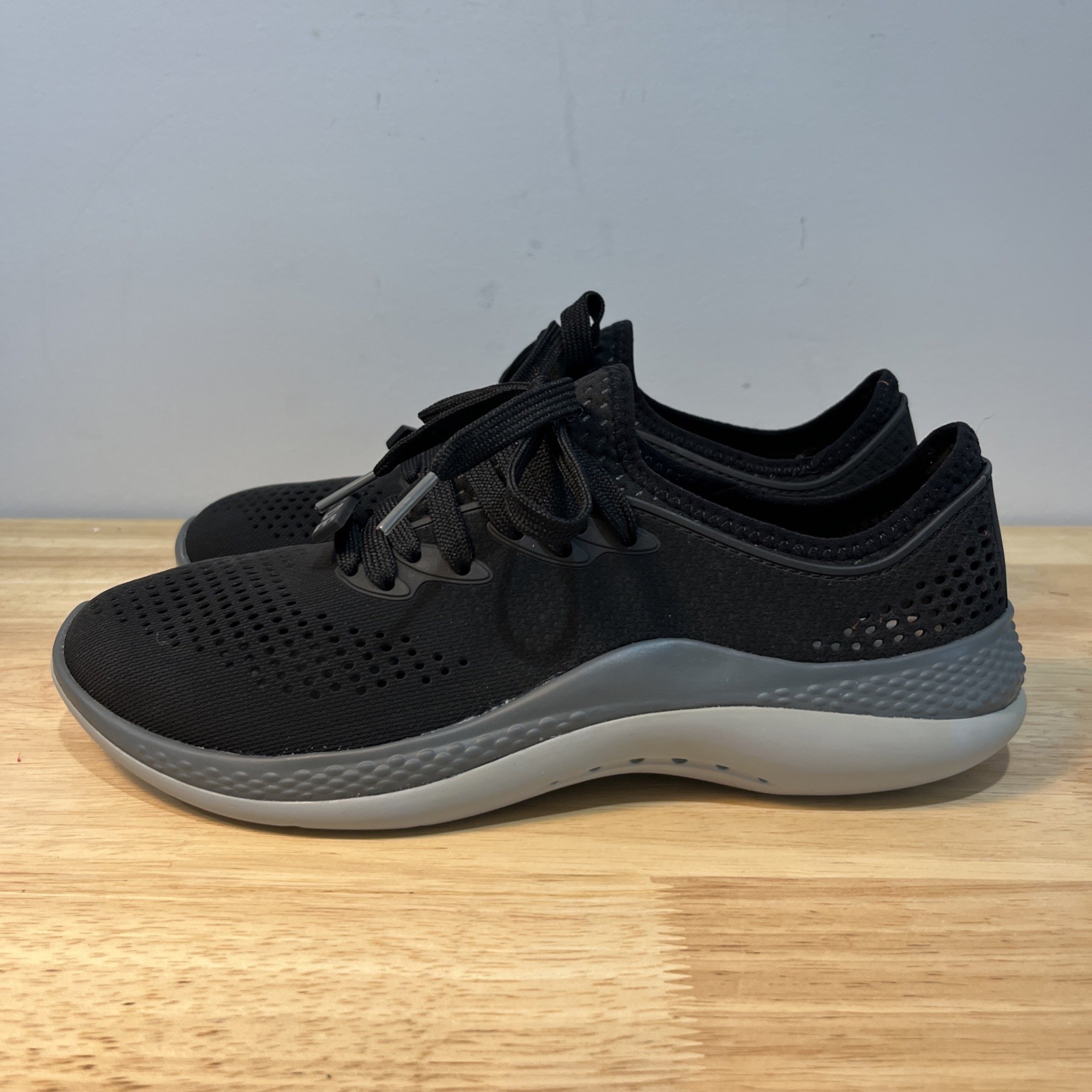 Crocs Womens Literide Pacer 206705 Black Lace Up Casual Shoes Sneakers Size 10