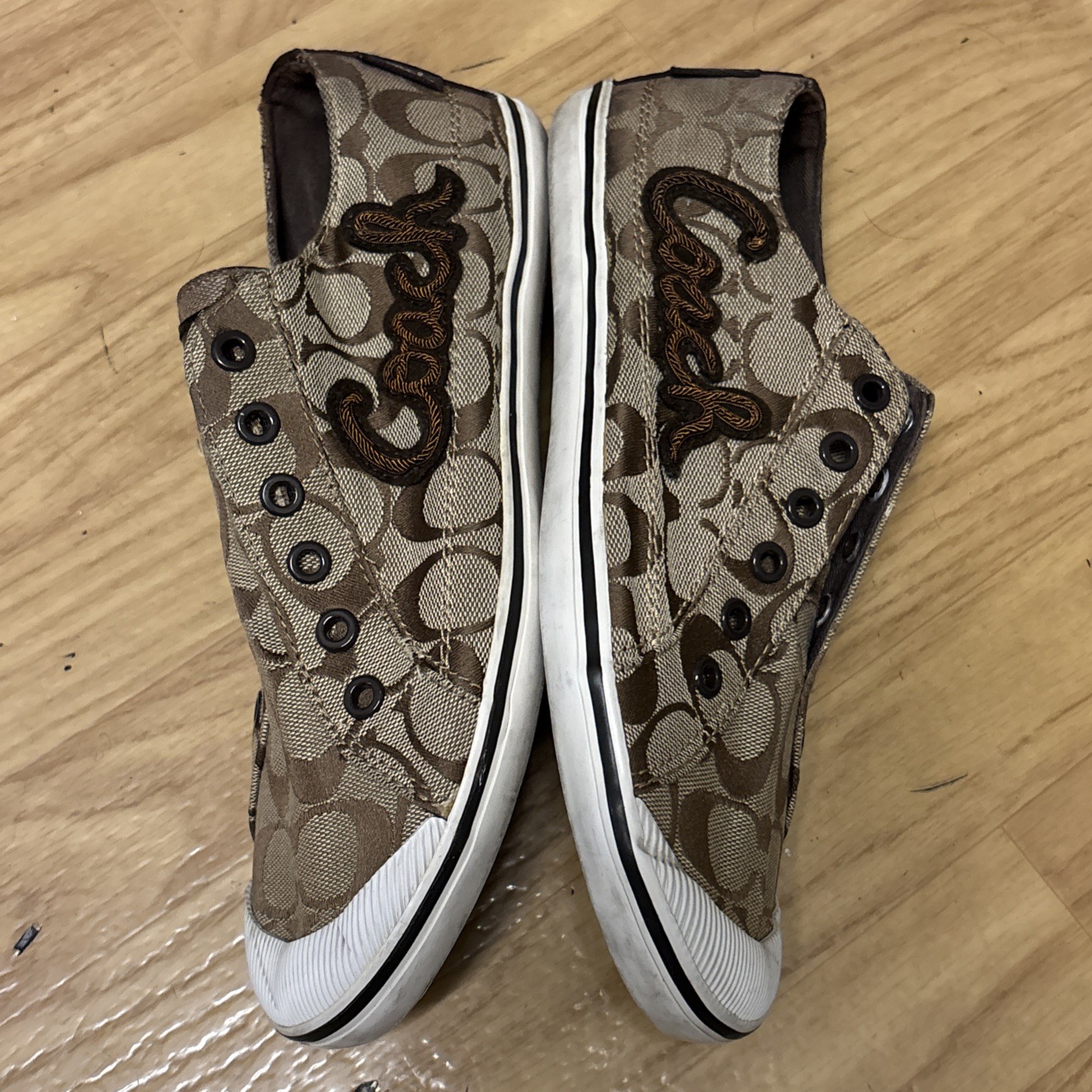 Coach Keeley Khaki Signature C Logo Sneakers Slip On Shoes Embroidered Women 8.5