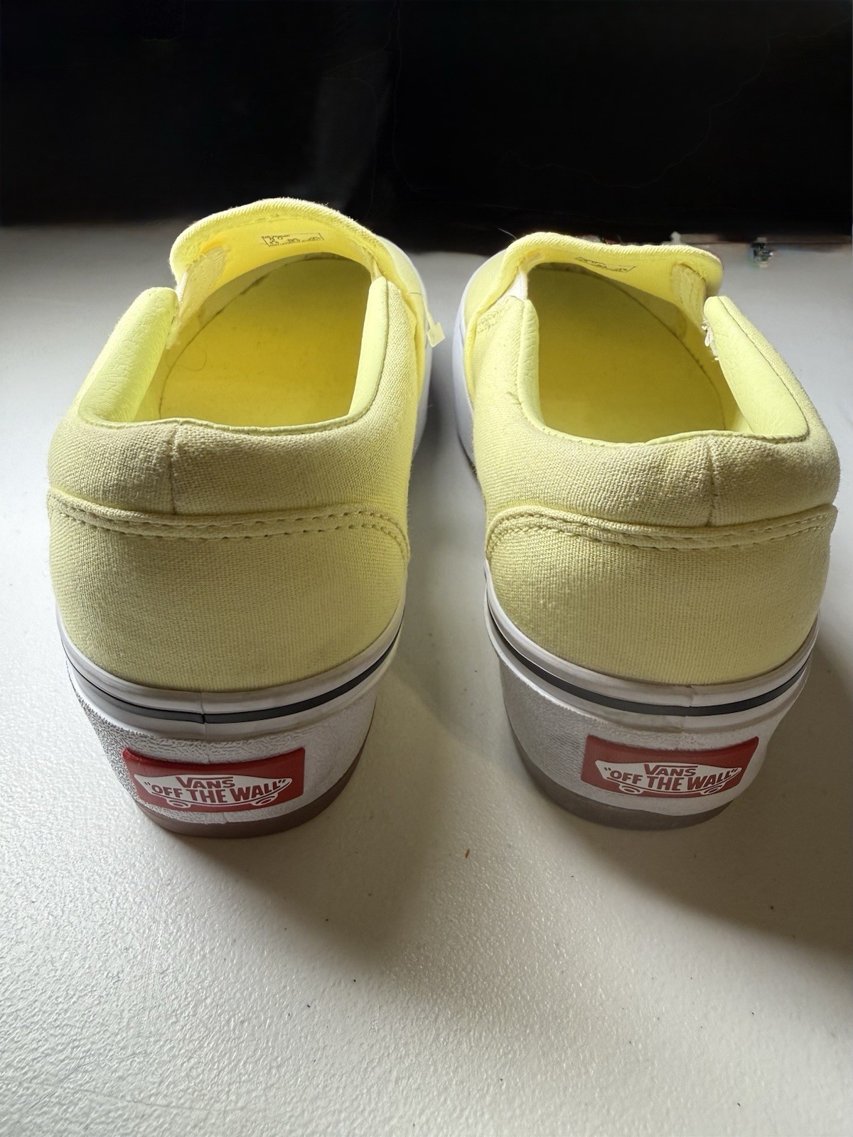 Vans Slip-On Yellow Canvas Casual Shoes Women’s US 8 M Round Toe