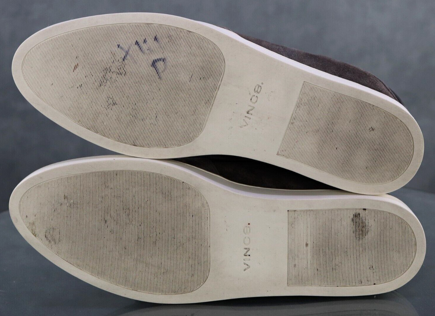 Vince $295 Women’s Slip On Pointed Toe Loafers Shoes Size EU 39.5 Us 9.5 Suede