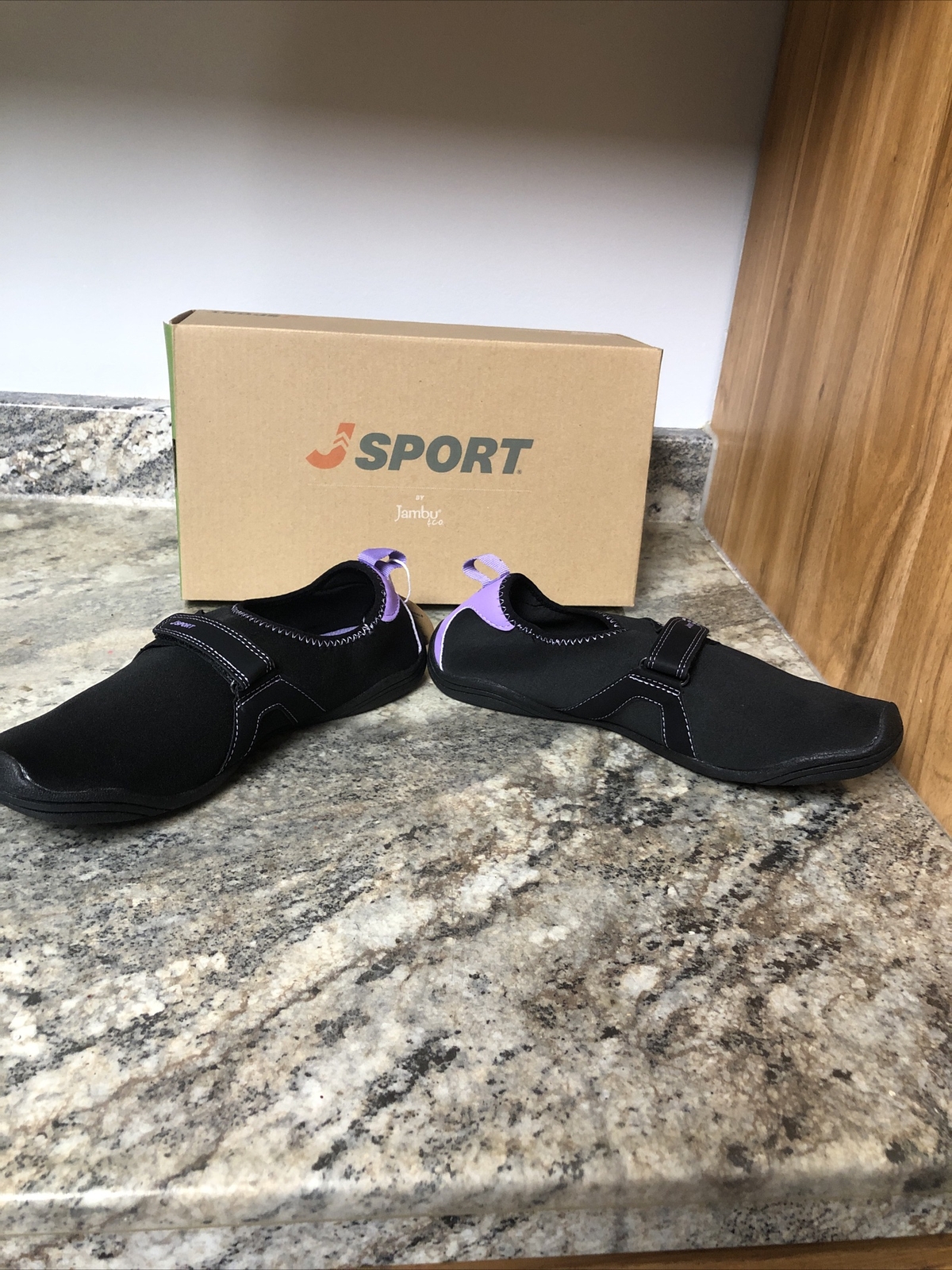 New JSport By JAMBU Cycle Slip-On Swimming Shoes Black Lavender Women’s Size 8.5