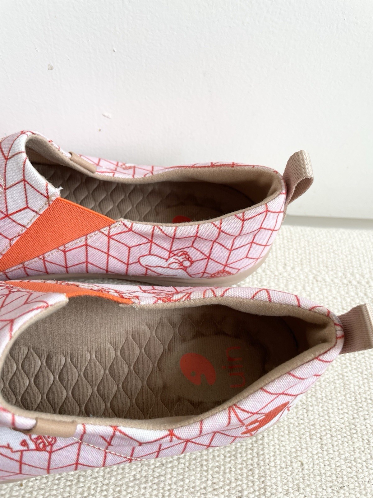 Women Size 8.5 UIN Slip On Shoes Canvas Comfortable Loafers “Venus de Milo”