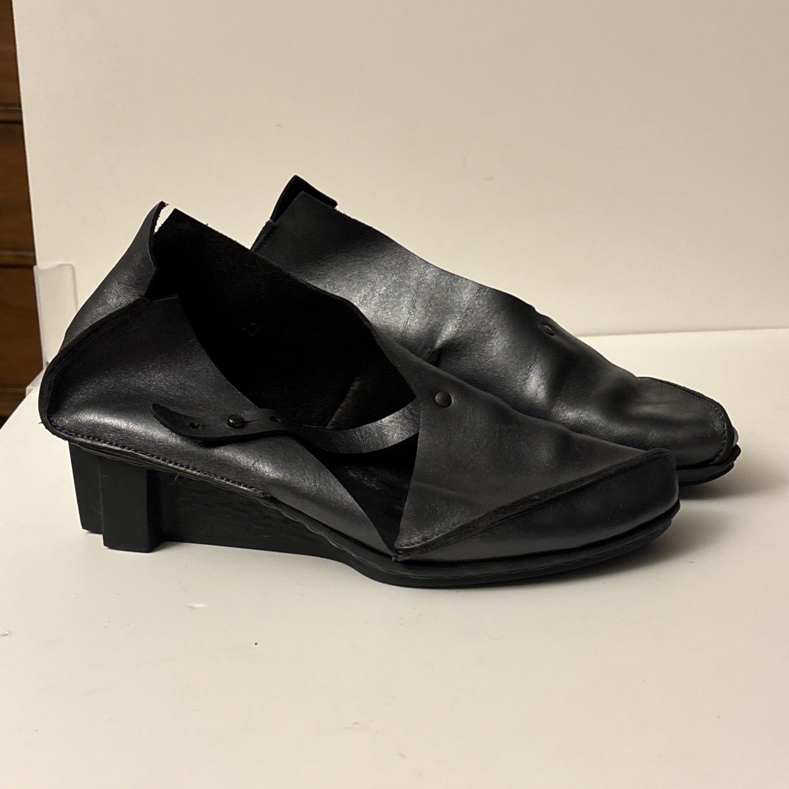 Trippen Shoes Black Gotan Sz 40 Germany Unique Comfortable Chic