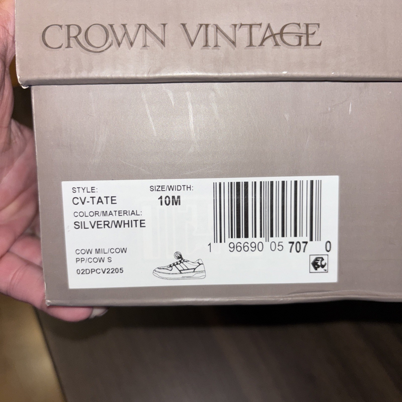 NIB Crown Vintage Tate Women 10 Leather Lace Up Sneakers White Gray Silver 41.5
