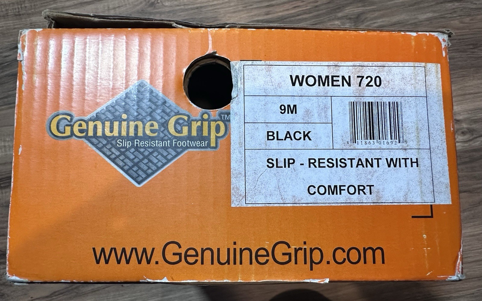 Genuine Grip Slip Resistant Grip Women Shoes Size 9