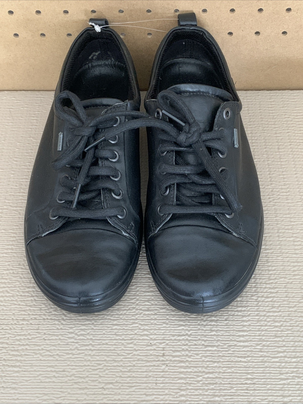 ECCO Soft 7 Gore-Tex Black Leather Sneakers Women’s 39 US 8 Casual Shoes