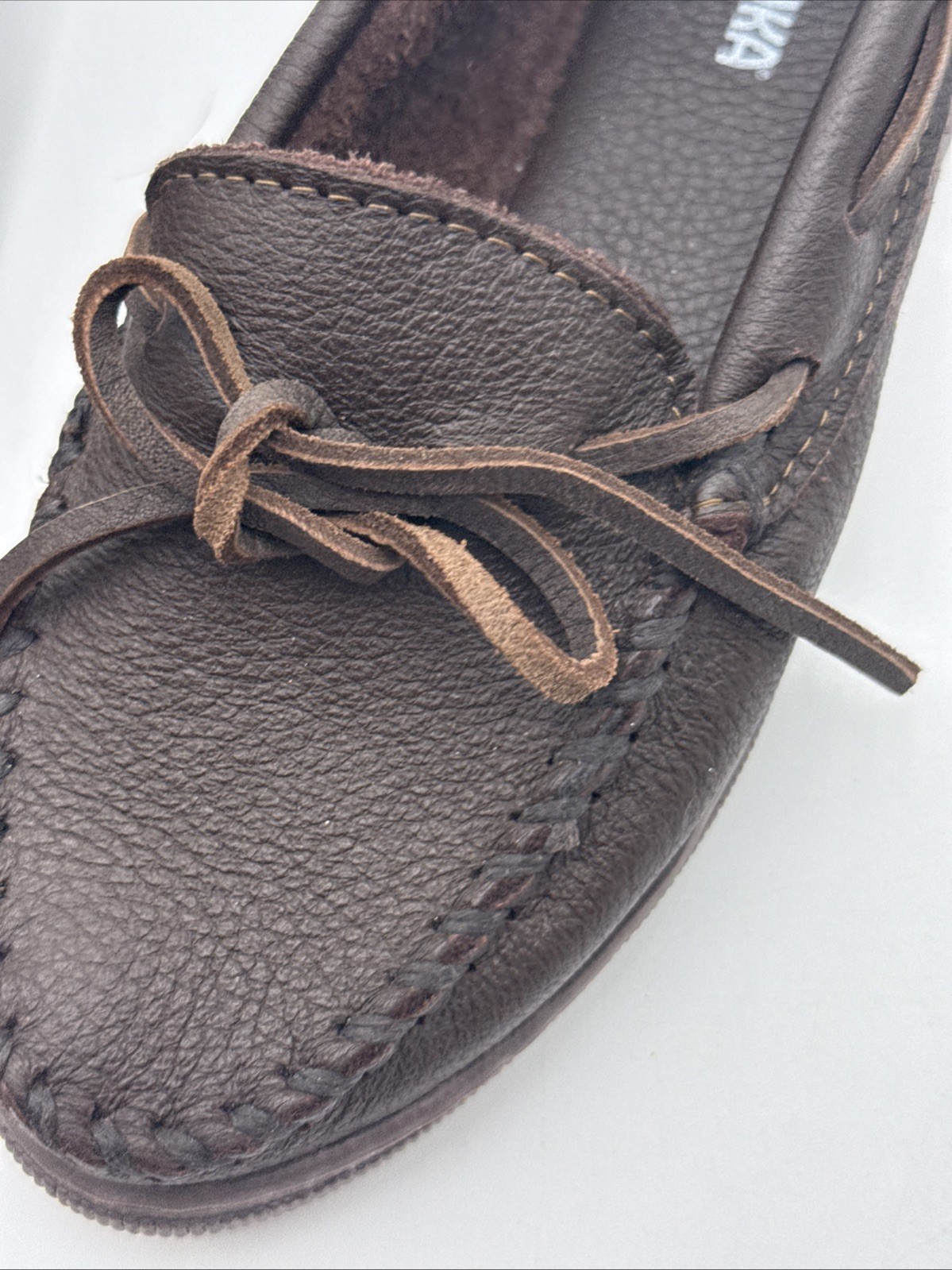 Minnetonka Brown Espresso Hardsole Moccasins 492 Size 8.5 – EUC