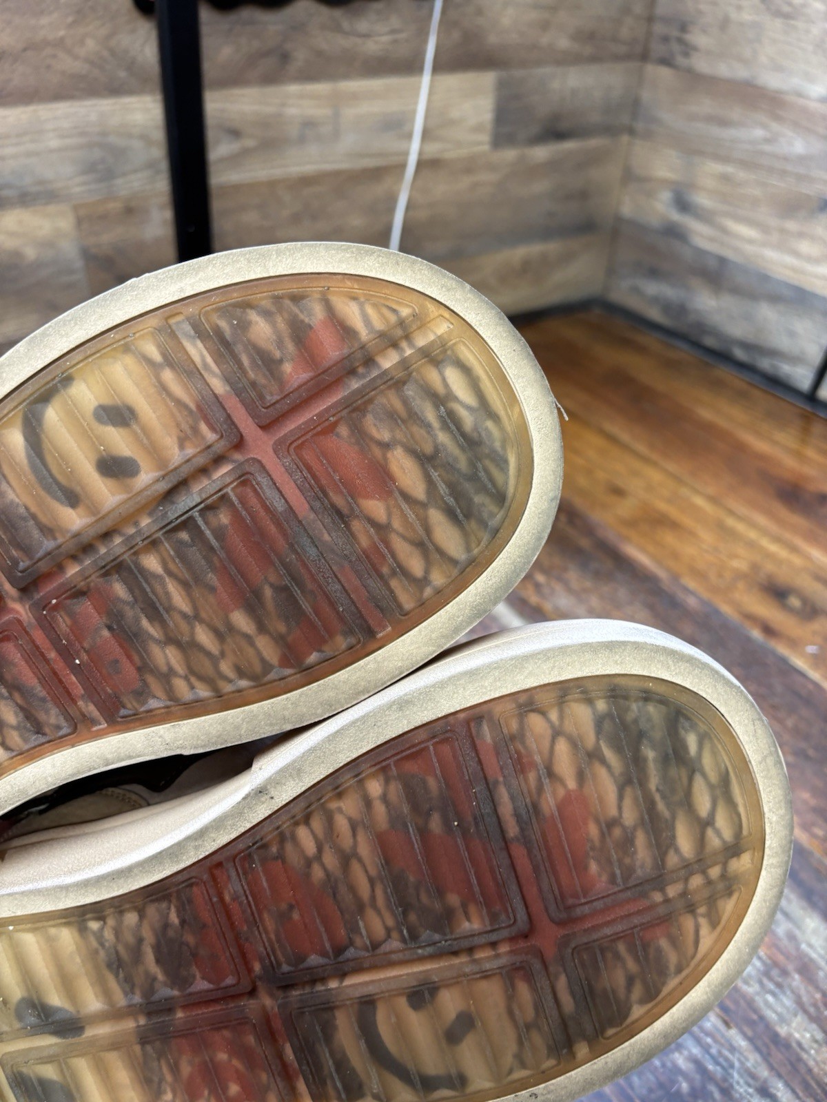 KillWinner Sneakers Womens 8.5 Smile Life Series Brown Skateboard Chunky Rope