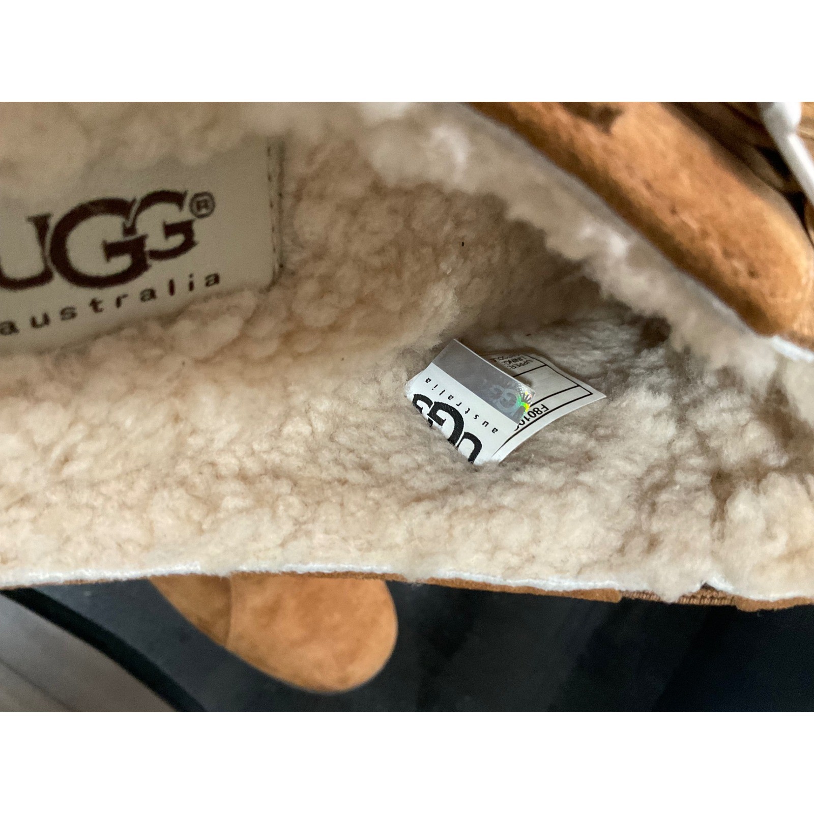 UGG Australia 1910 Suede Clogs Chestnut Tan Buckle, Sheepskin Lined Women’s 7.5