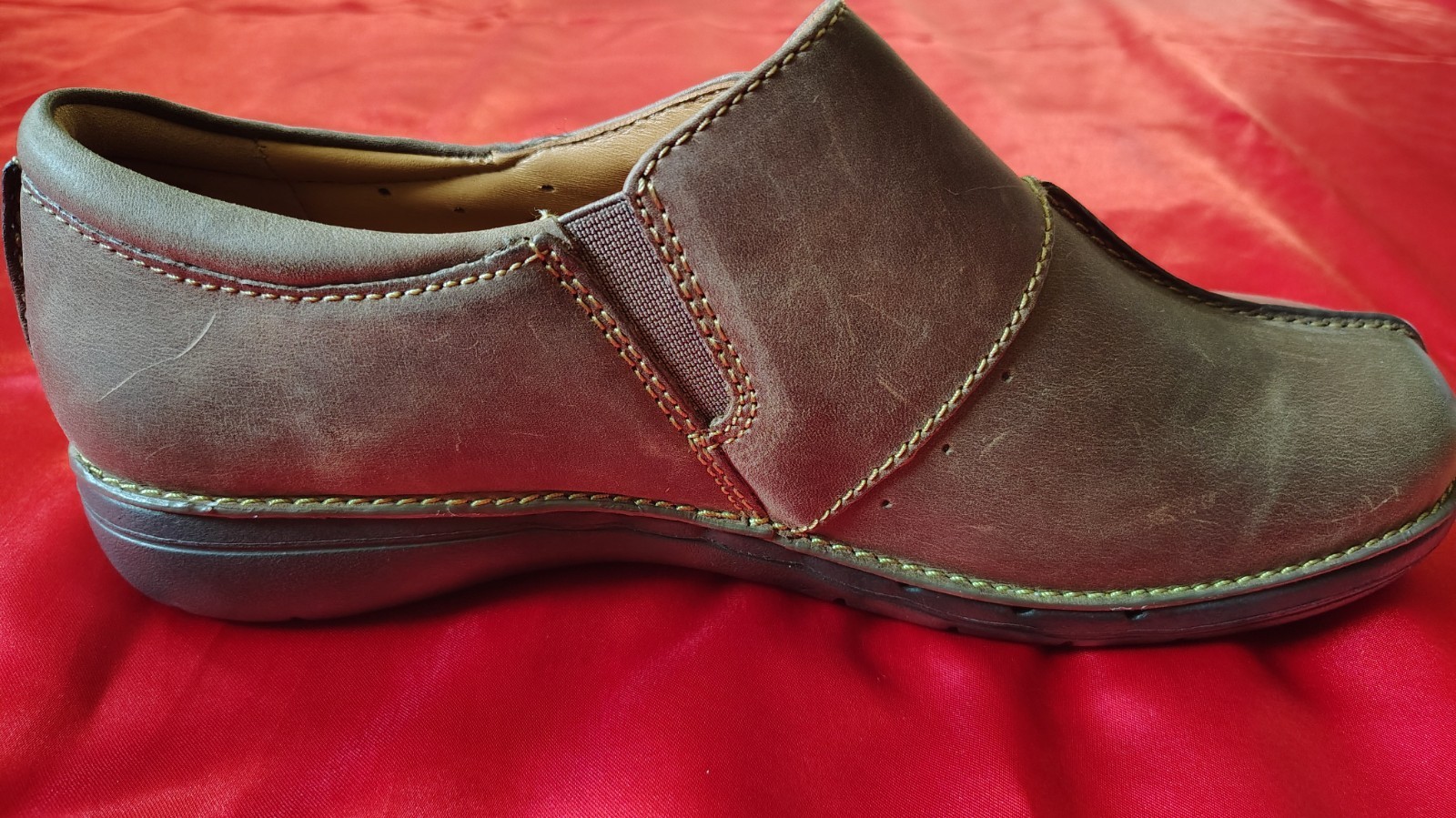 Clarks Un Loop Ave Women’s Loafer Taupe Leather Shoes, US 9.5-10.5, UK, AU 7-8