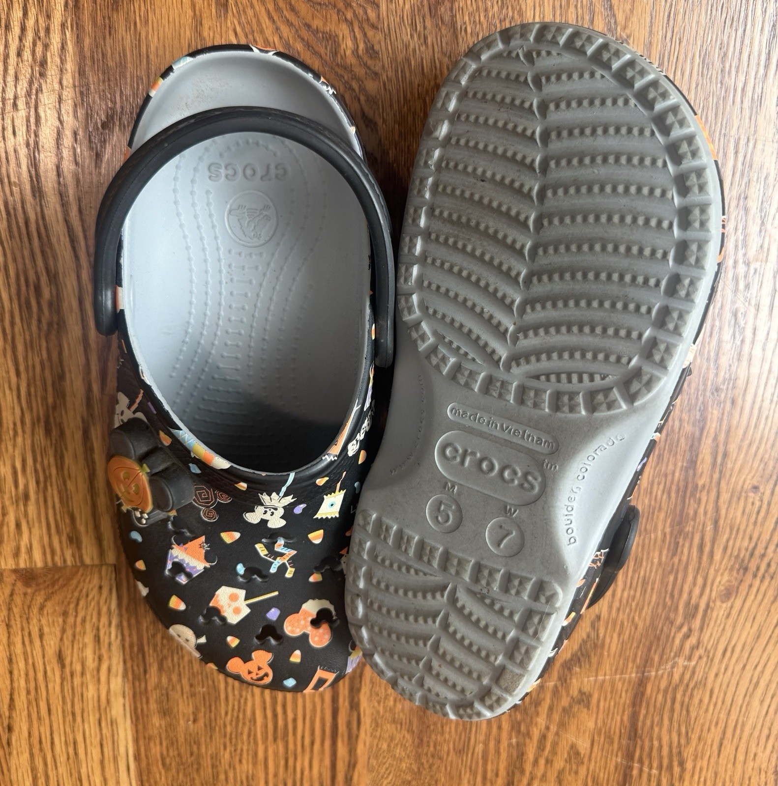 Disney Parks Mickey Mouse Halloween Clogs for Adults by Crocs W7 M5