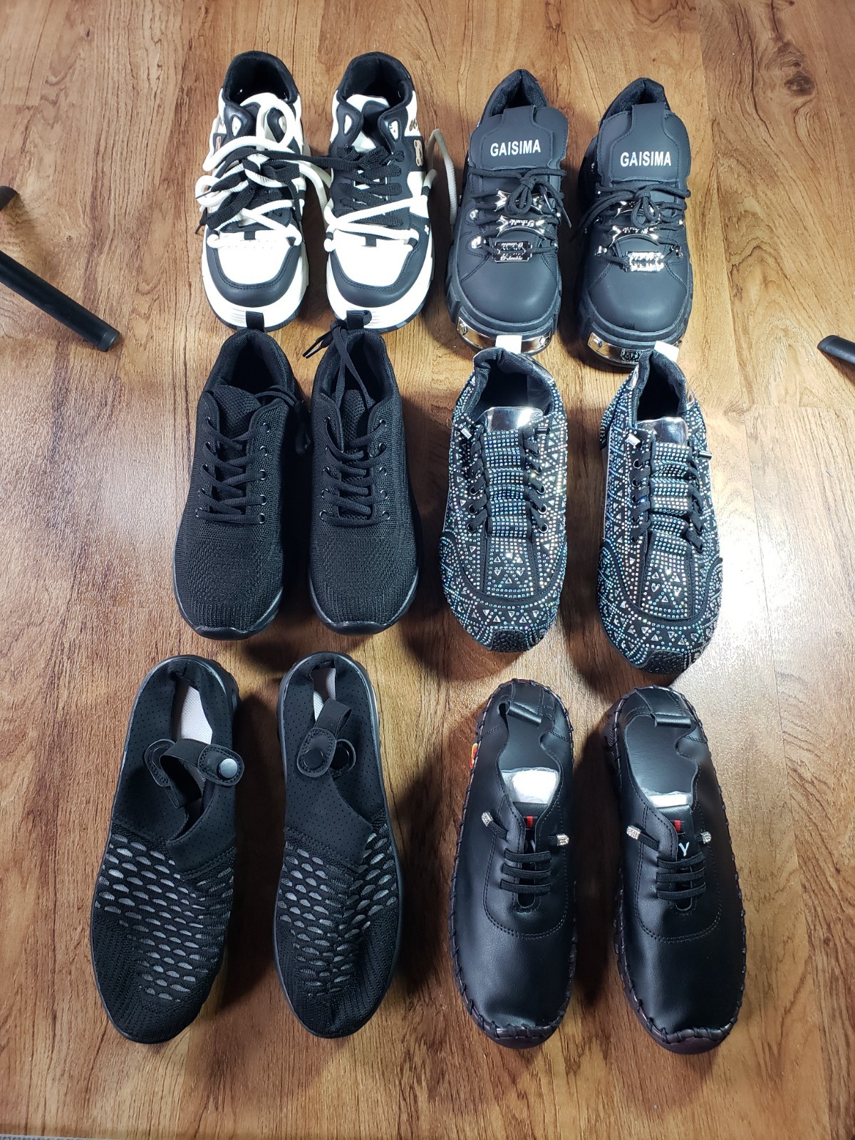Womens shoe lot of 6 pairs all size 40 (US size 9.5 by conversion chart)