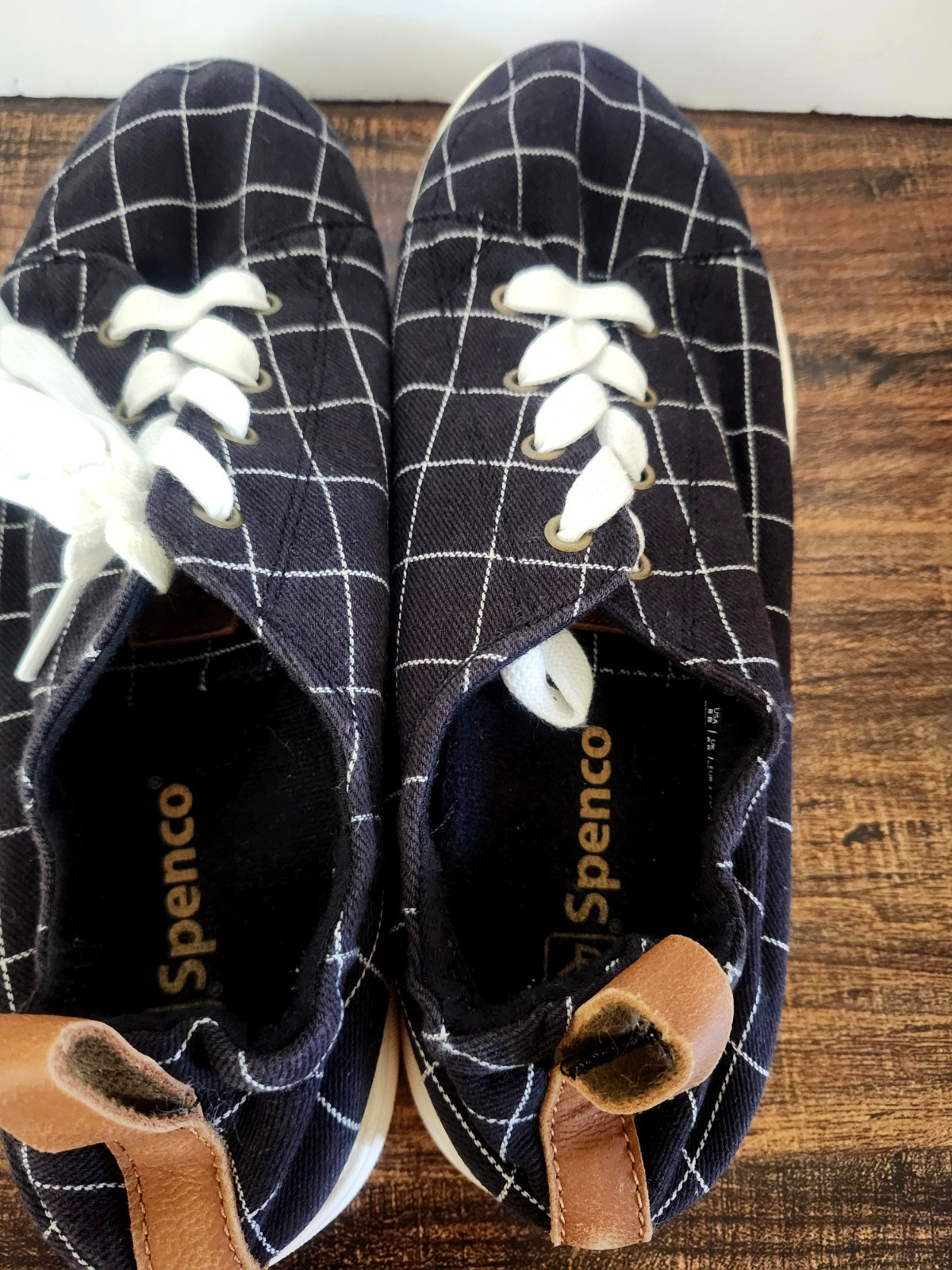 Spenco Casual low-top sneakers Size 8B