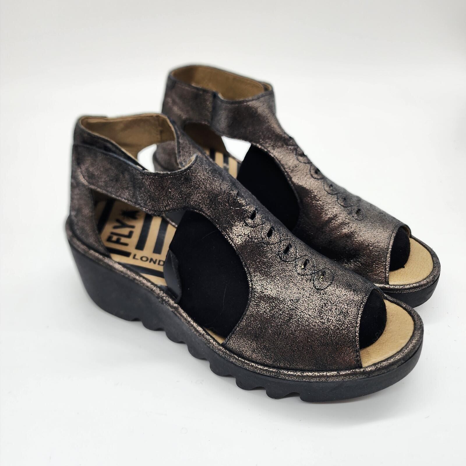 FLY LONDON Bezo Graphine Leather Wedge Sandals 39 worn once 8 8.5