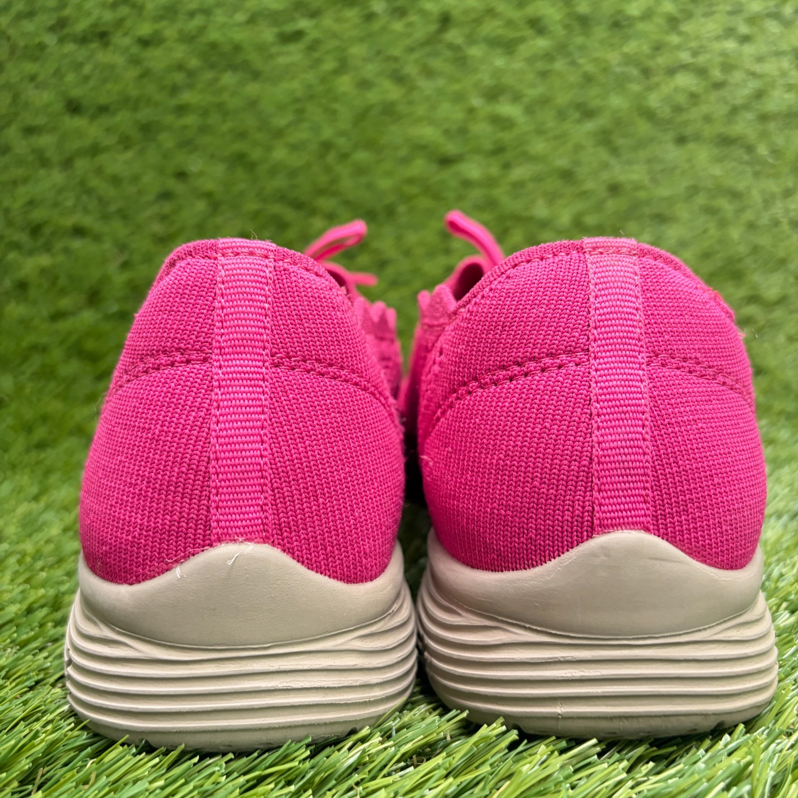 Skechers Seager Knit Womens Size 8.5 Pink Casual Walking Slip On Shoes Sneakers