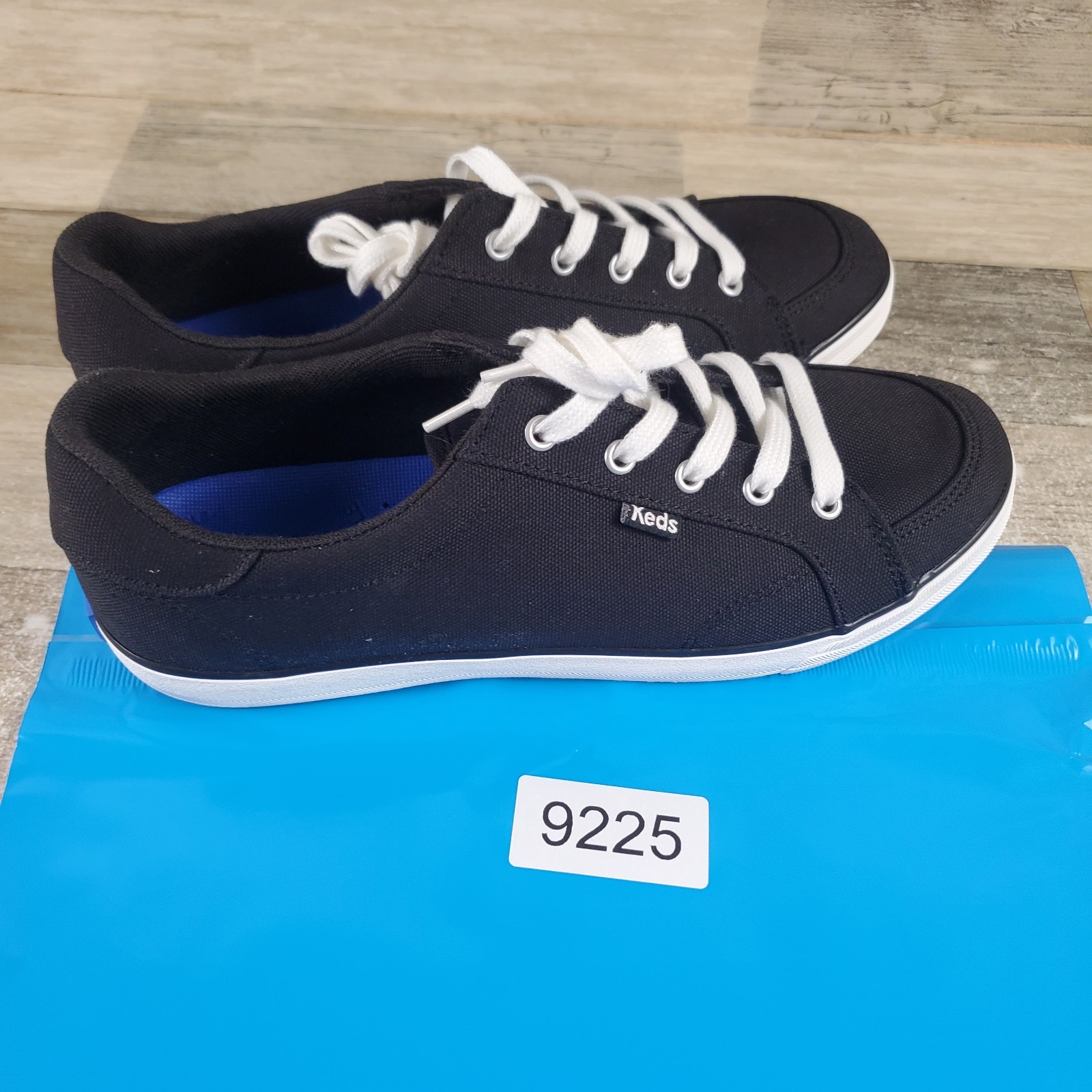 Keds Center III Womens Shoes Sz 8.5 Wide Athletic Black Canvas Lace Up Sneakers