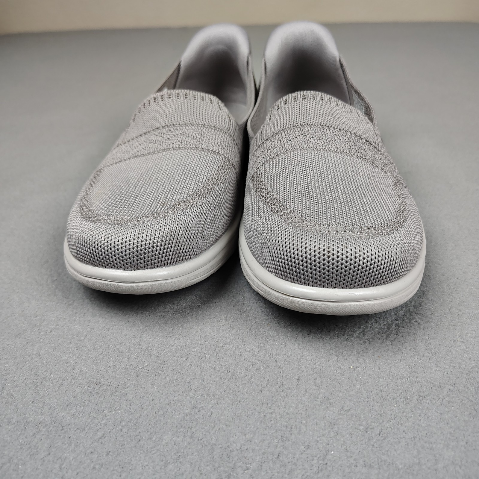 Skechers Hands Free Slip Ins Women 9 Gray Comfort Shoes Go Flex Walking Washable