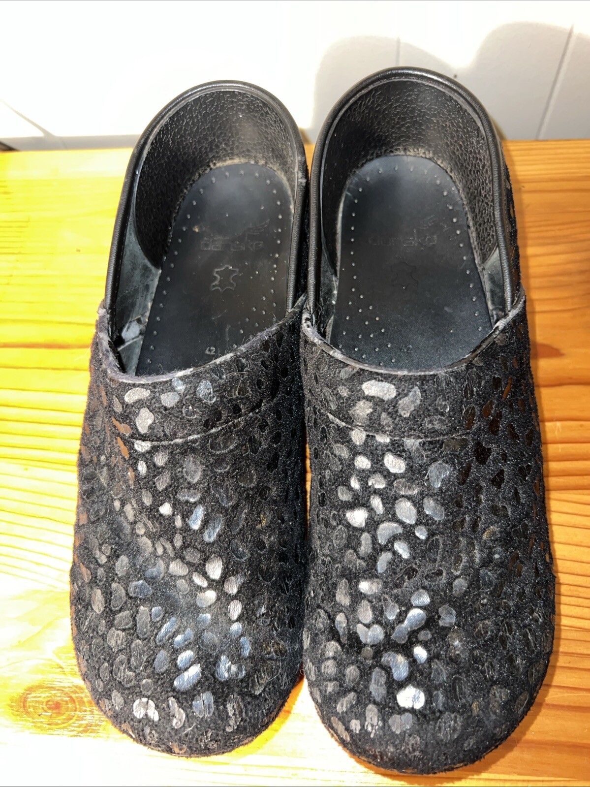 Dansko Sz 42 Leopard Cheetah Spotted Black Textile Upper Slip On Clog