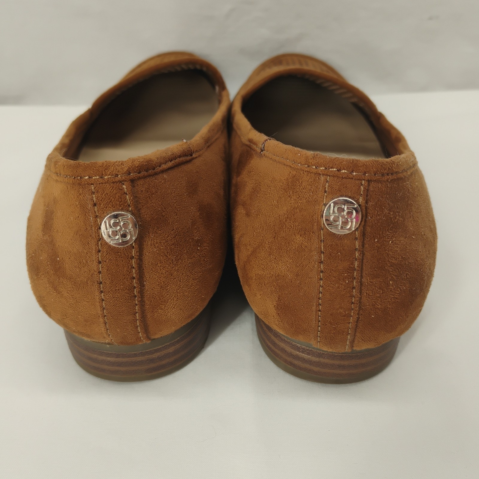 Liz Clairborne Perforated Brown Tan Loafers Flats Size 9.5 Women’s EUC