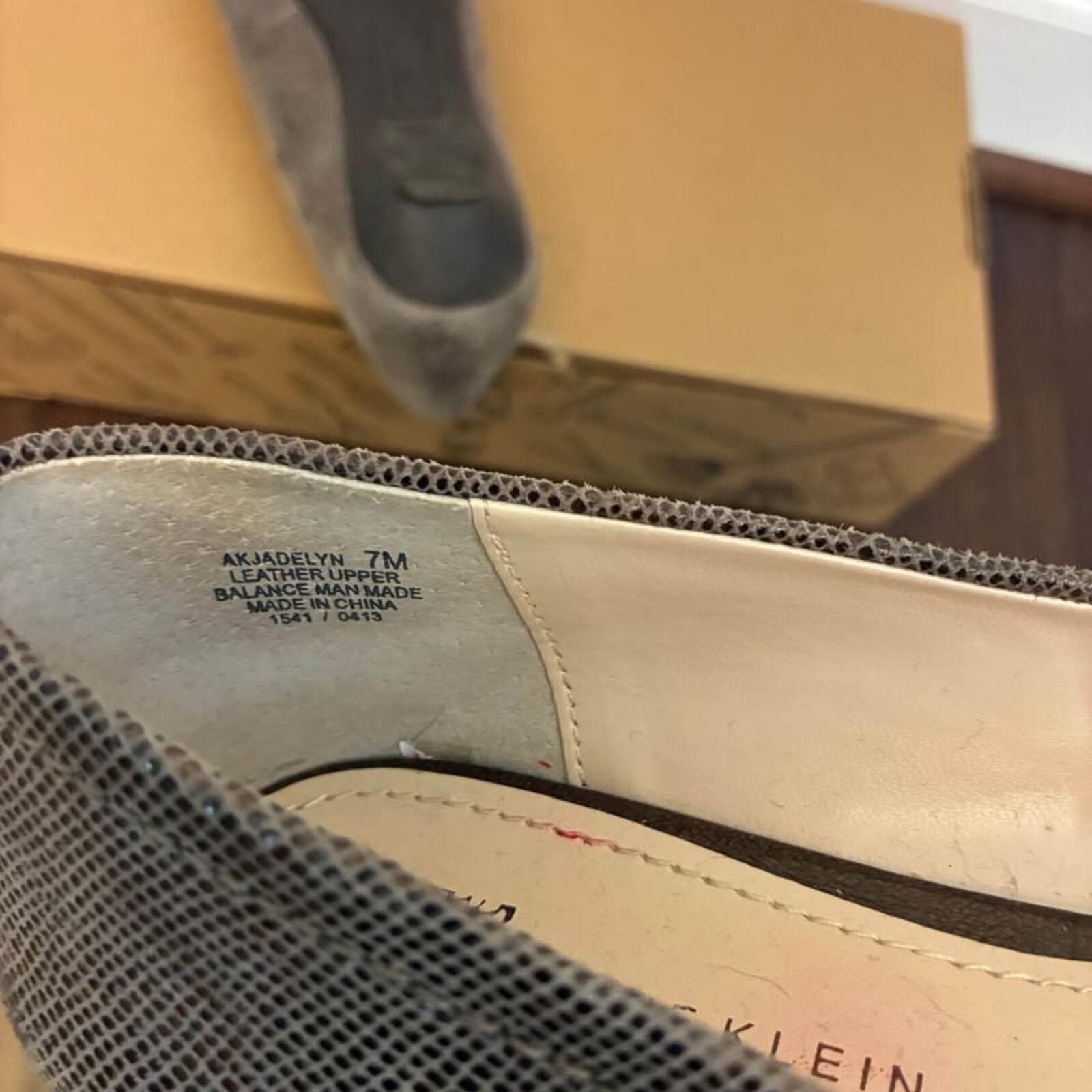 Anne Klein Sport Flex Gray Textured Ballet Flats Womens Size 7M Metal Buckle