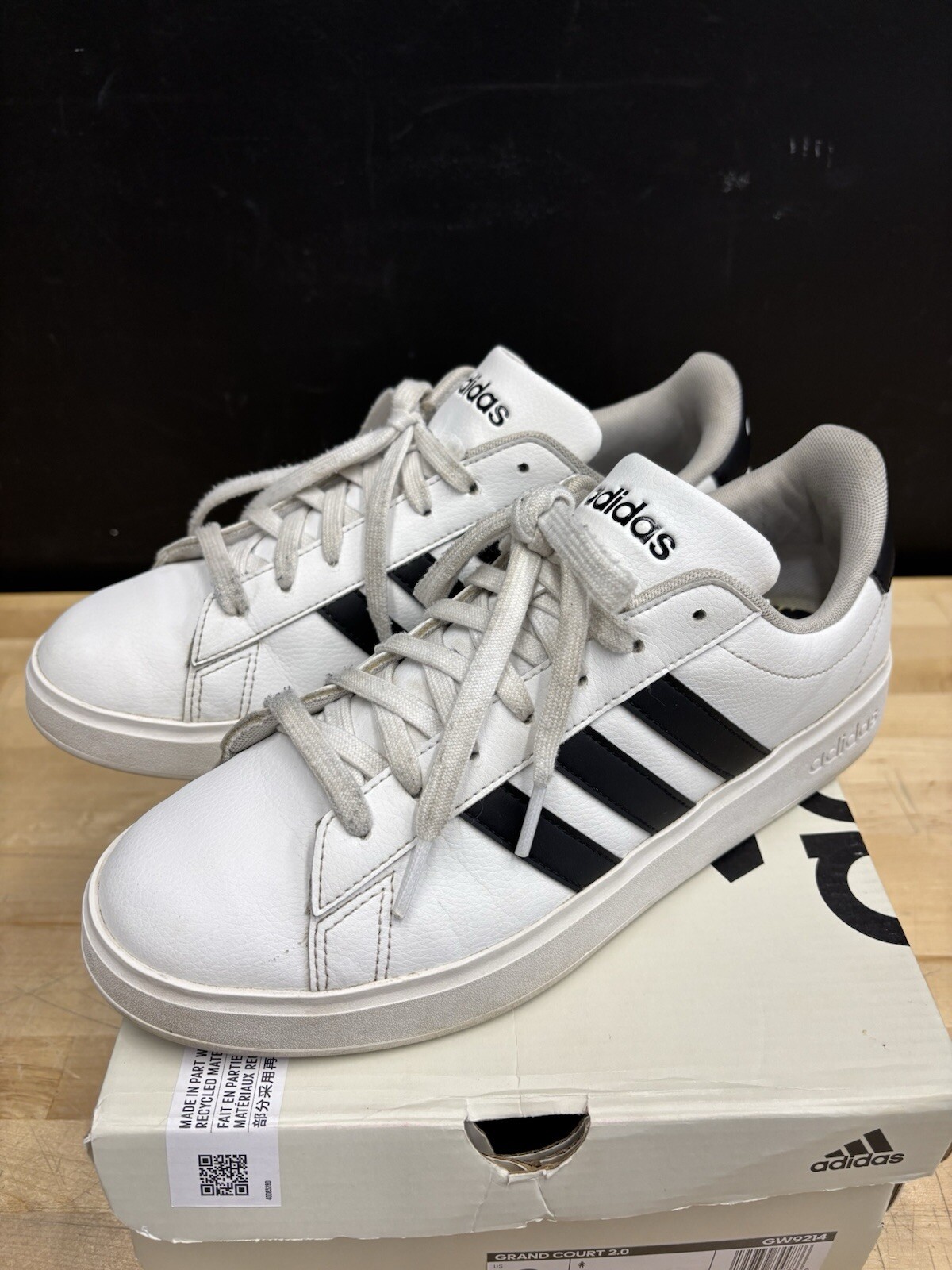 Adidas Grand Court 2.0 Sneakers Shoes White Black Stripes Women’s Size 9 w/ Box