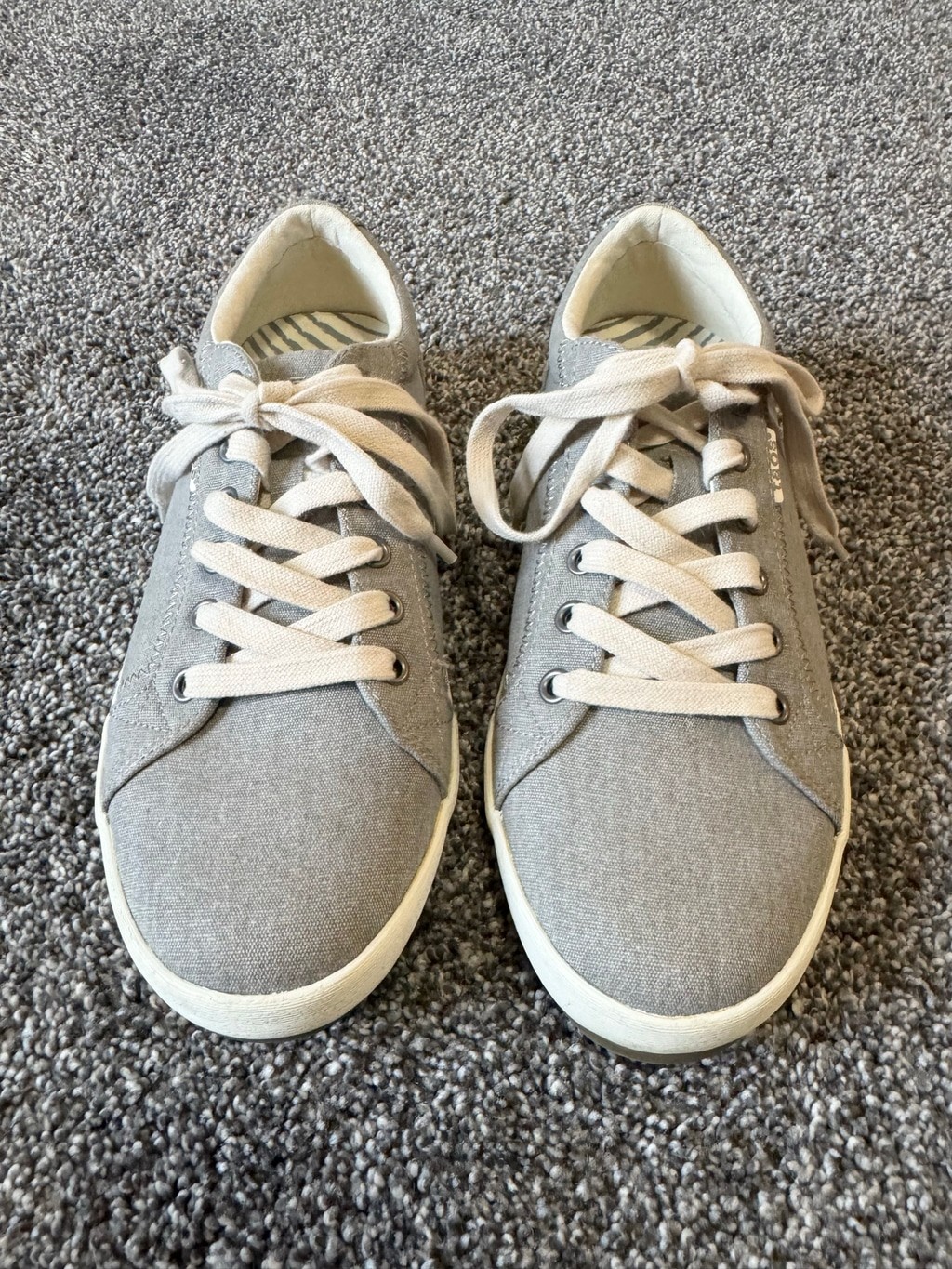 Women’s Taos Footwear “Star” Sneakers Gray Washed Canvas Size 9