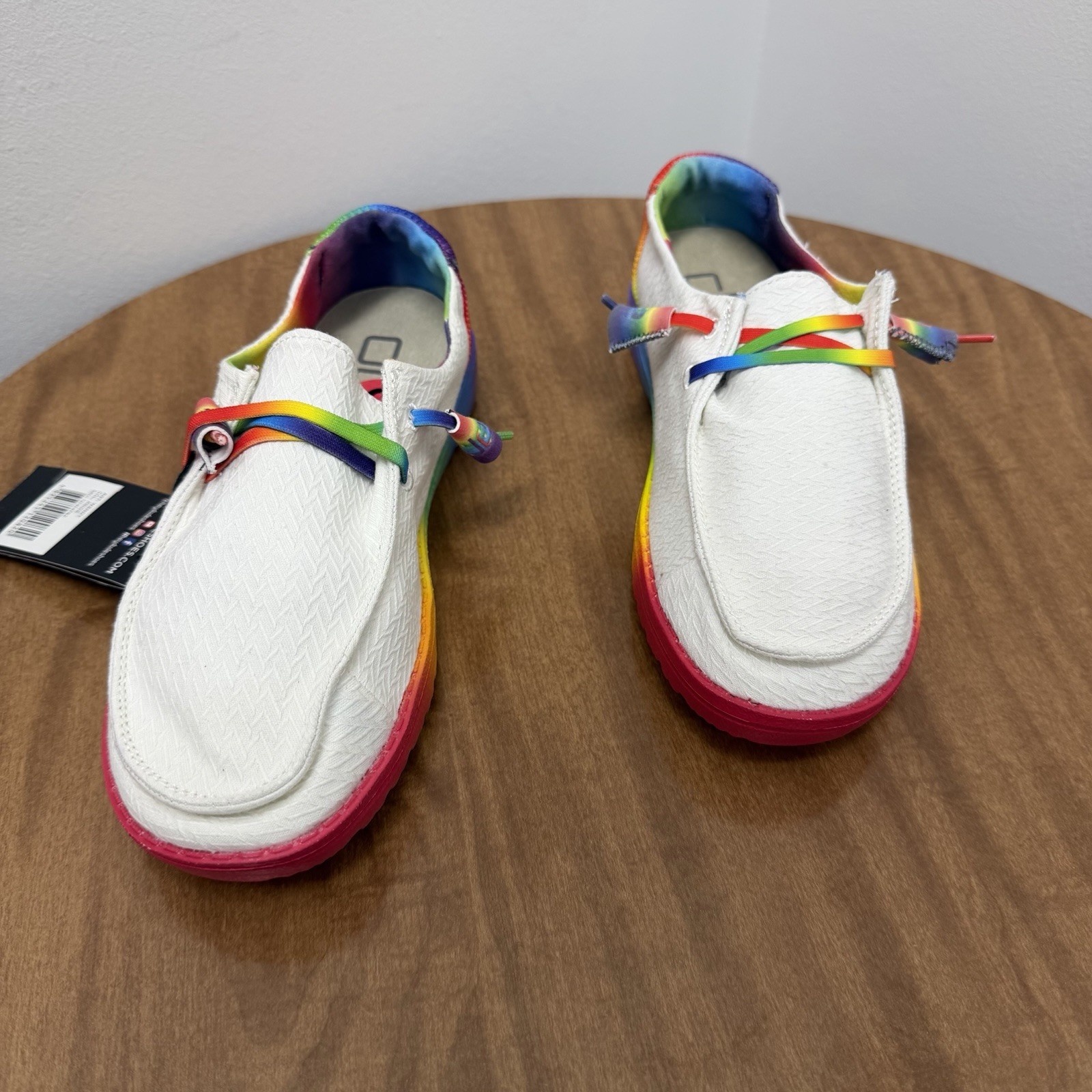 HEY DUDE Wendy PRIDE Rainbow SLIP ON Loafers in WHITE x RAINBOWS – Women’s 6 US